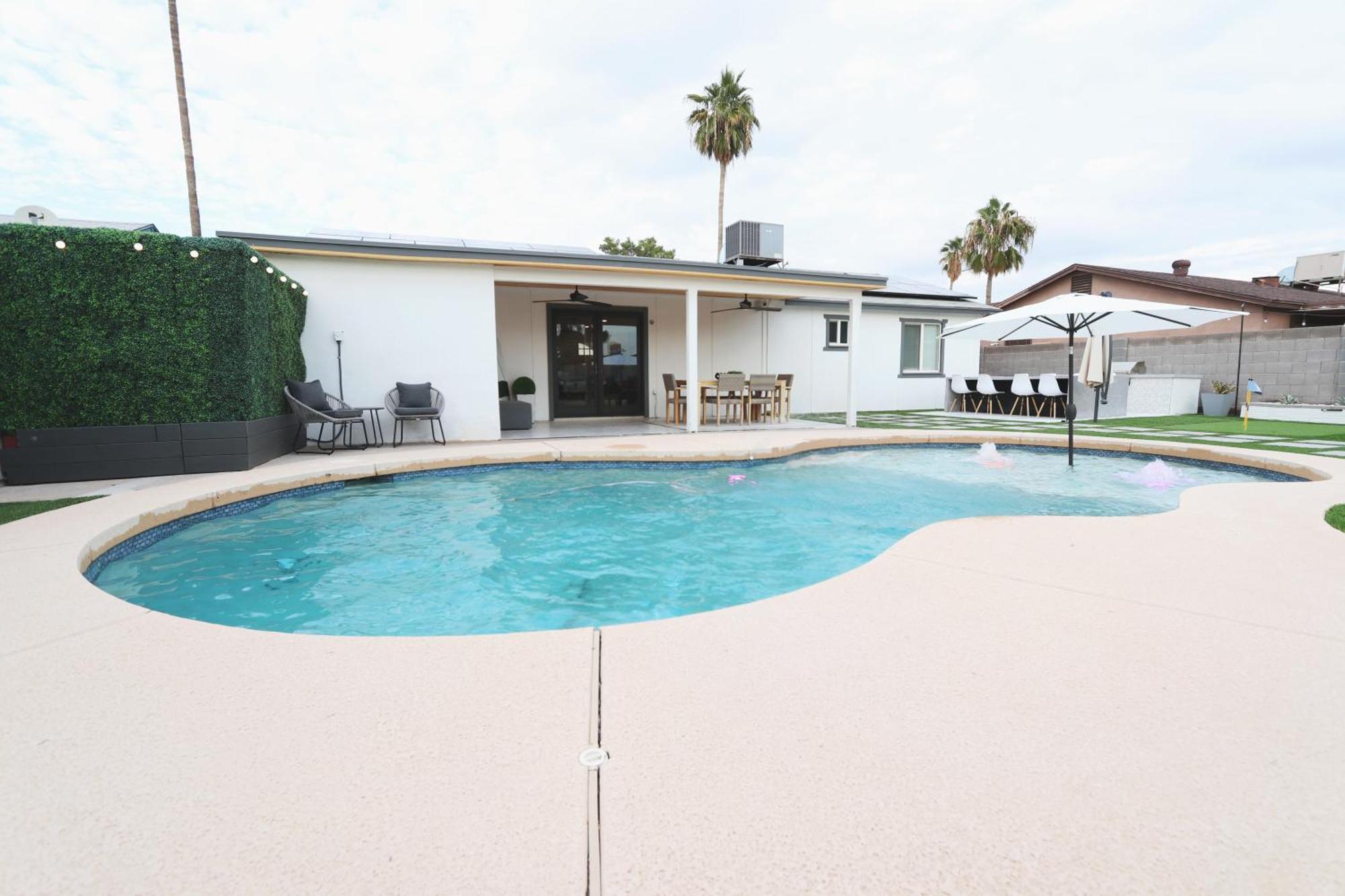 Blue Agave With Heated Pool & Outdoor Living * Phoenix
