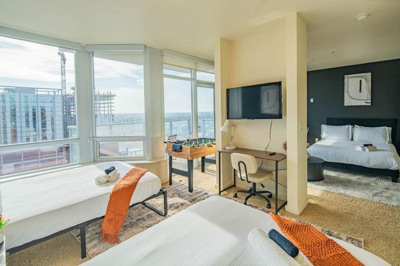Apartment Lavish 21st Floor High Rise, Gym, Parking, Pool, Golf *