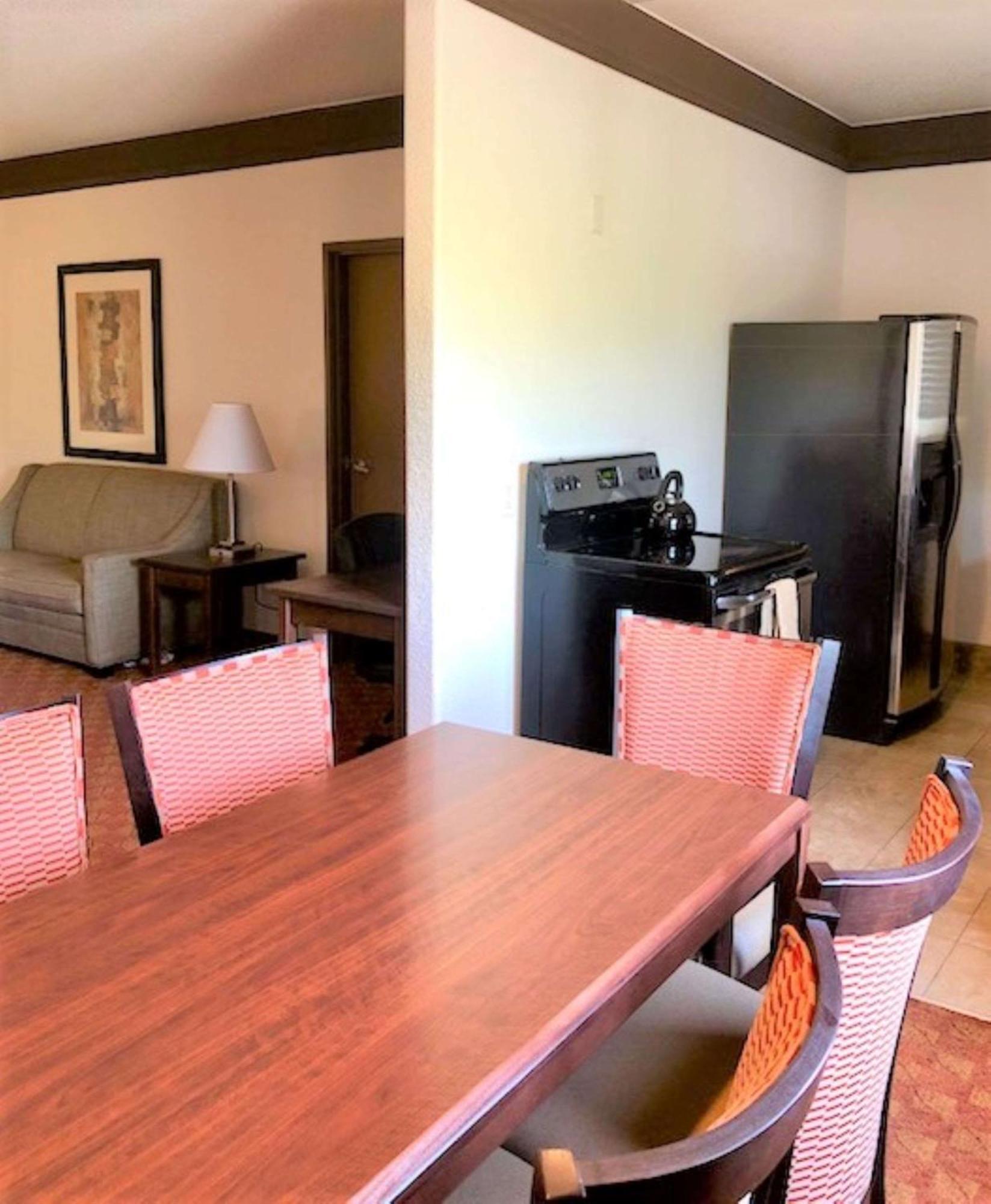 Western Tolleson Hotel Phoenix