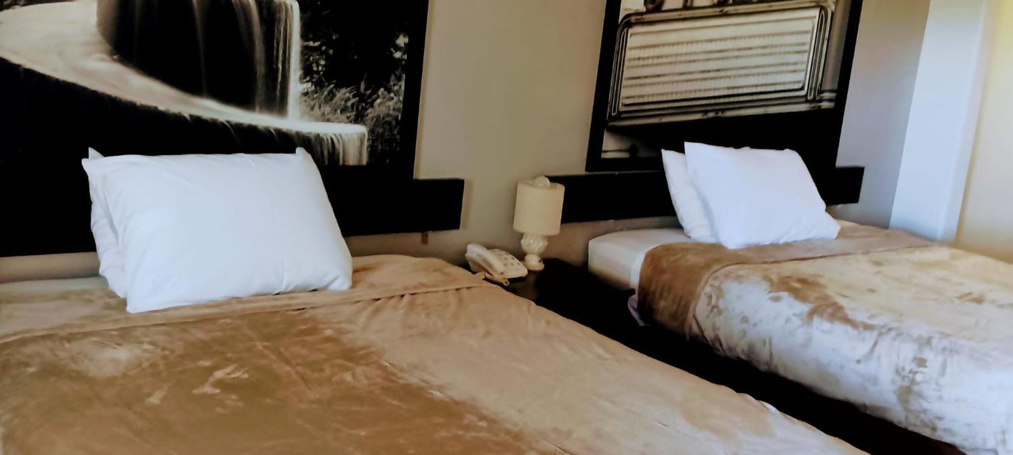 Hotel Valley *