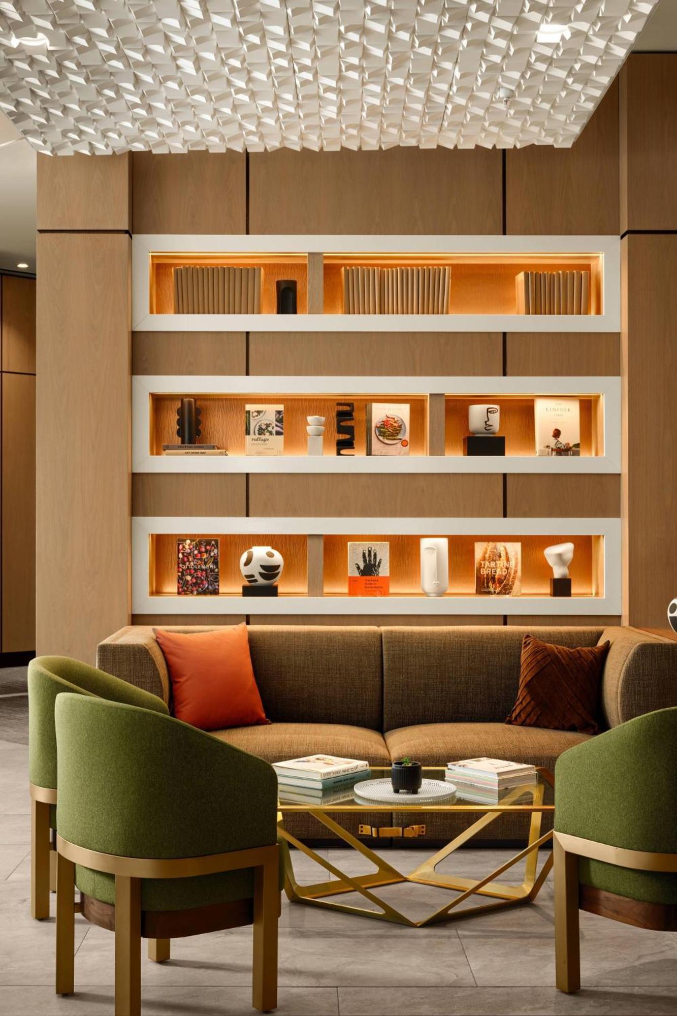 Ac By Marriott Downtown Hotel 3*