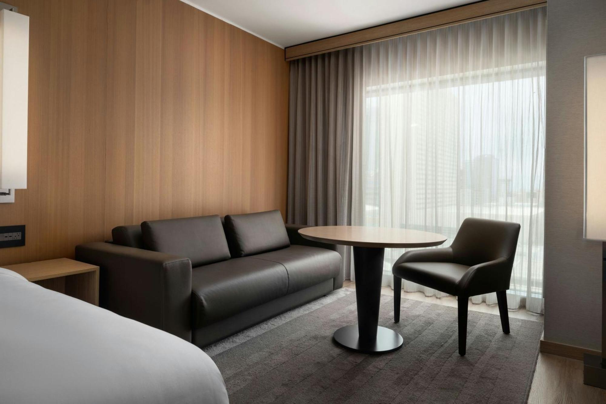 Hotel Ac By Marriott Downtown Phoenix