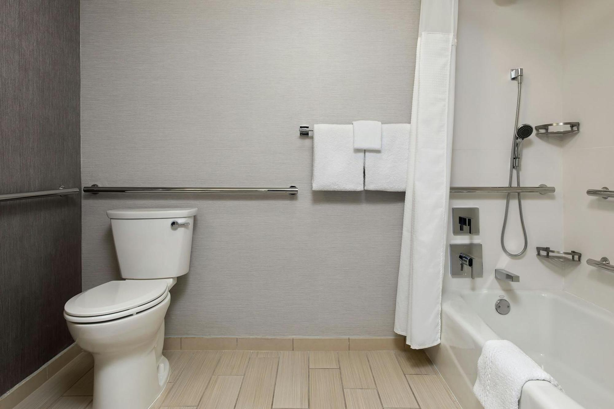 Courtyard By Marriott North Hotel Phoenix