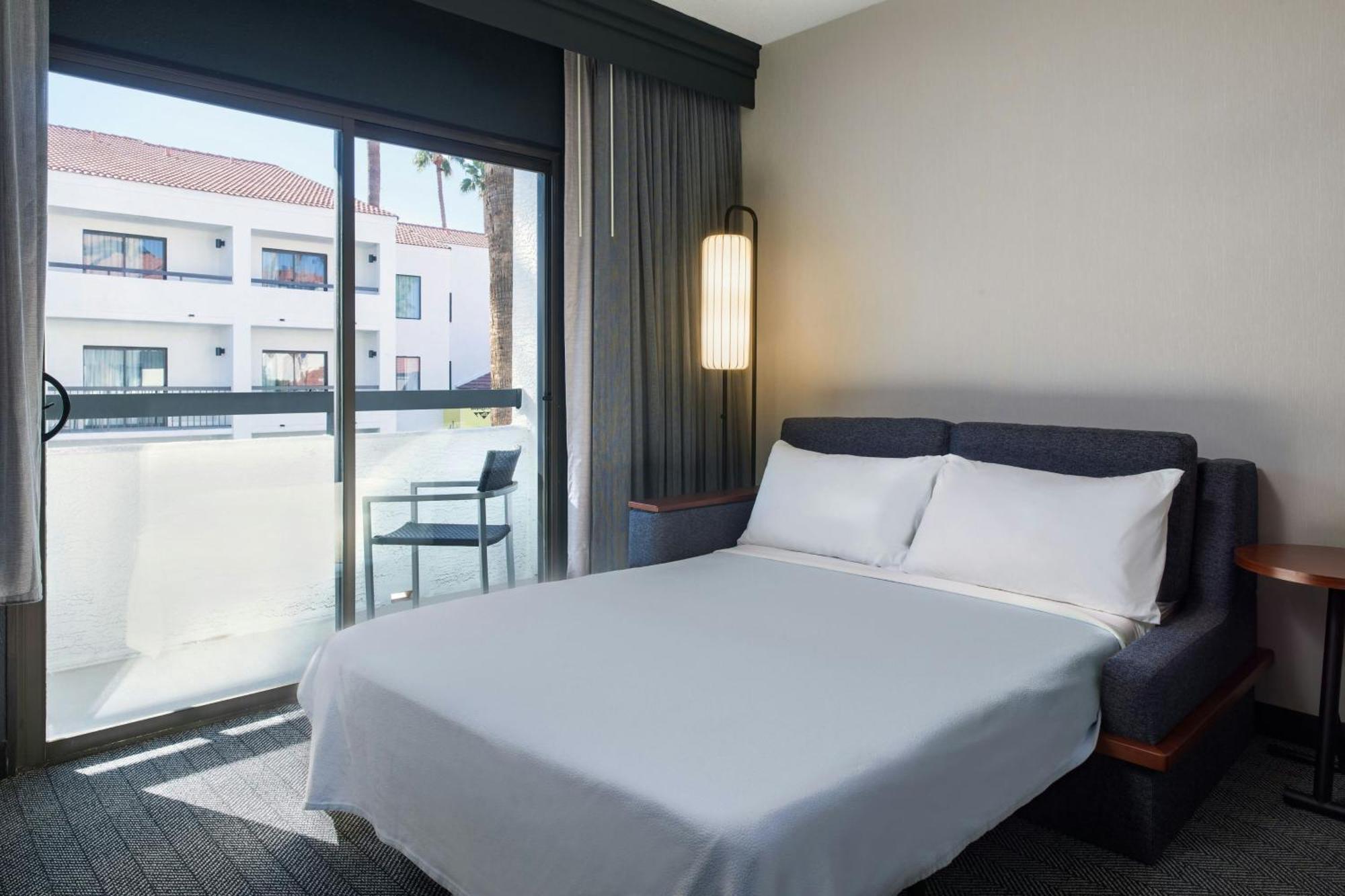 Courtyard By Marriott North 3* Phoenix
