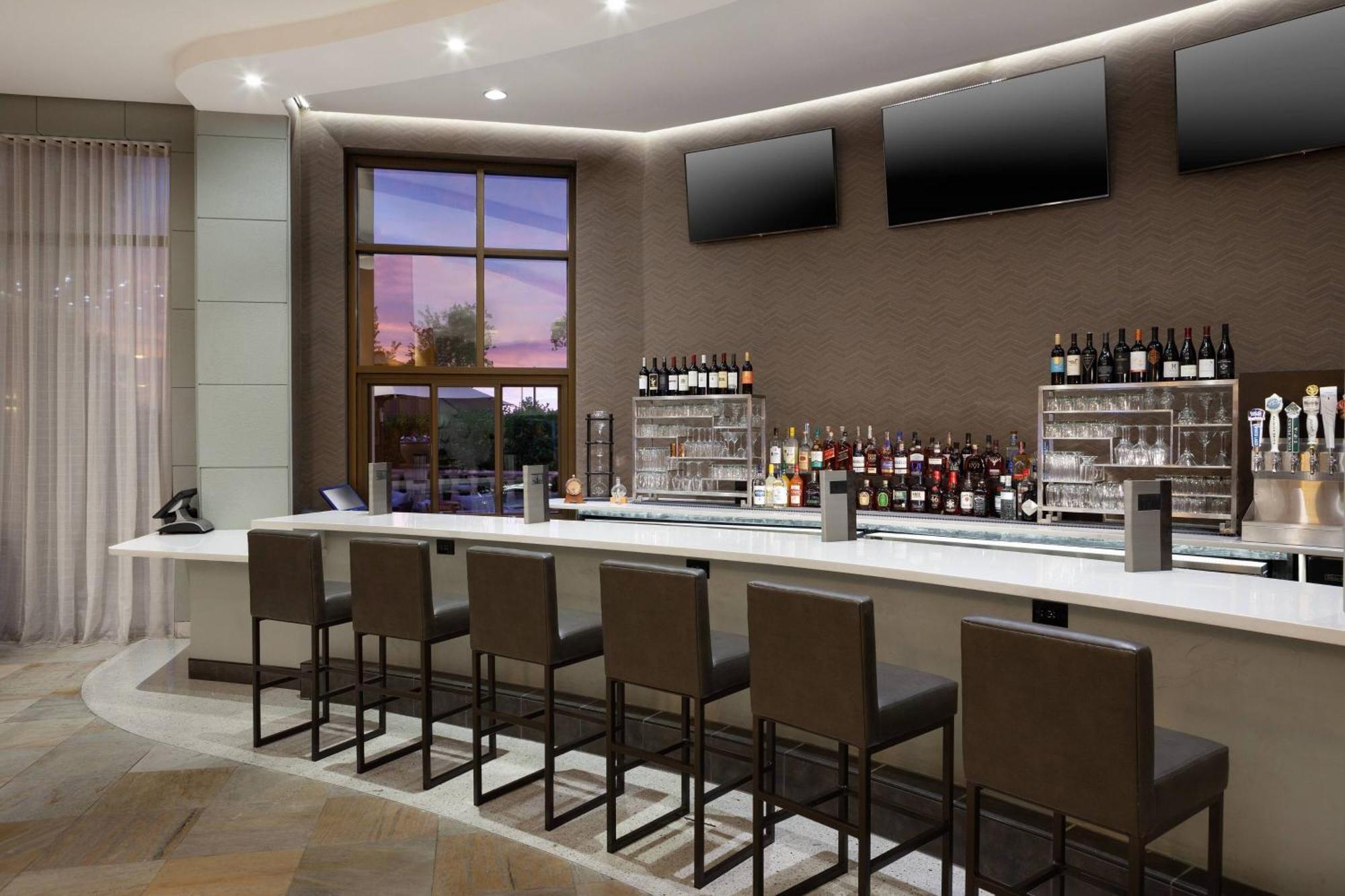 Hotel Marriott Airport