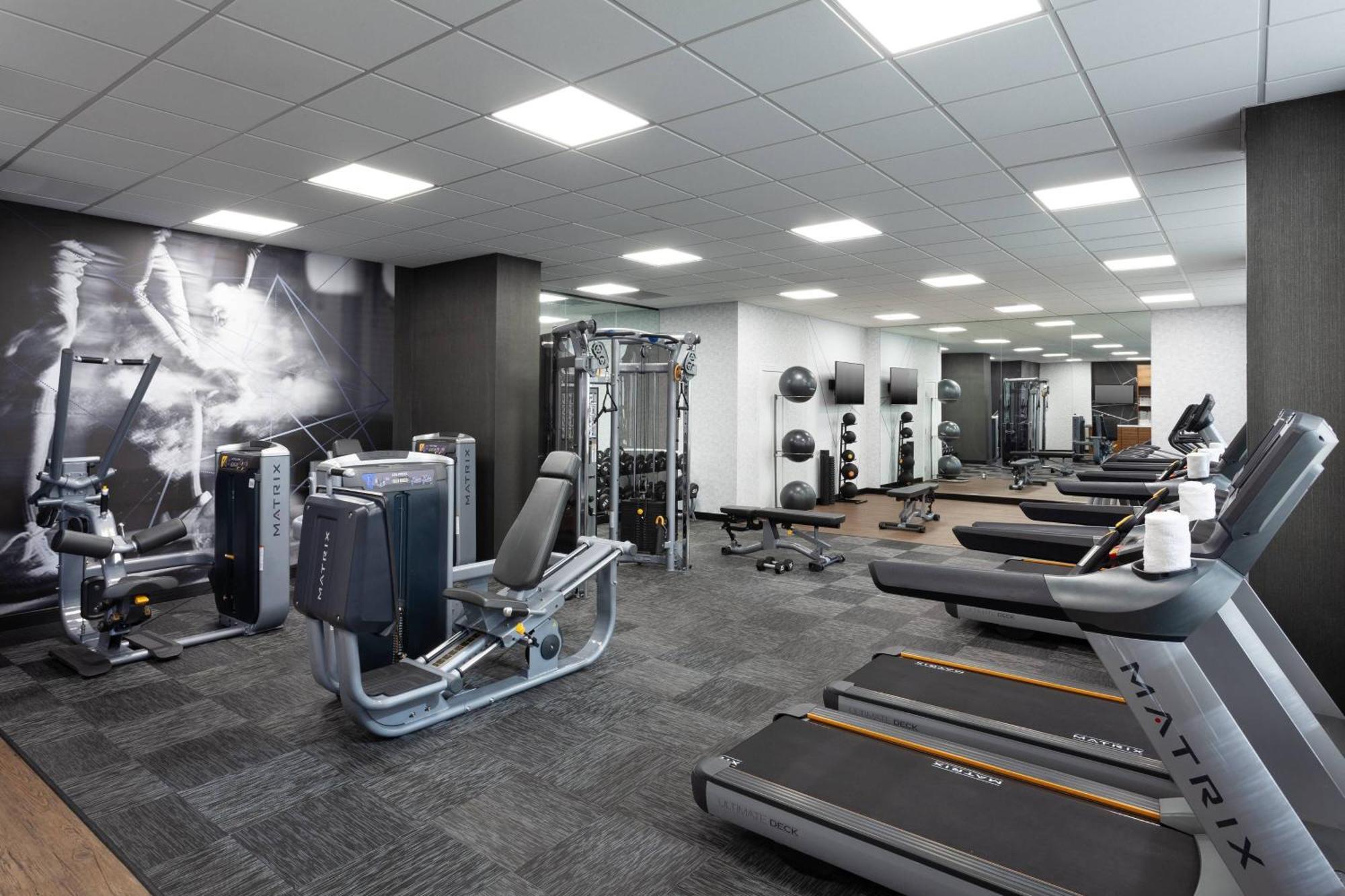 Marriott Airport 4*