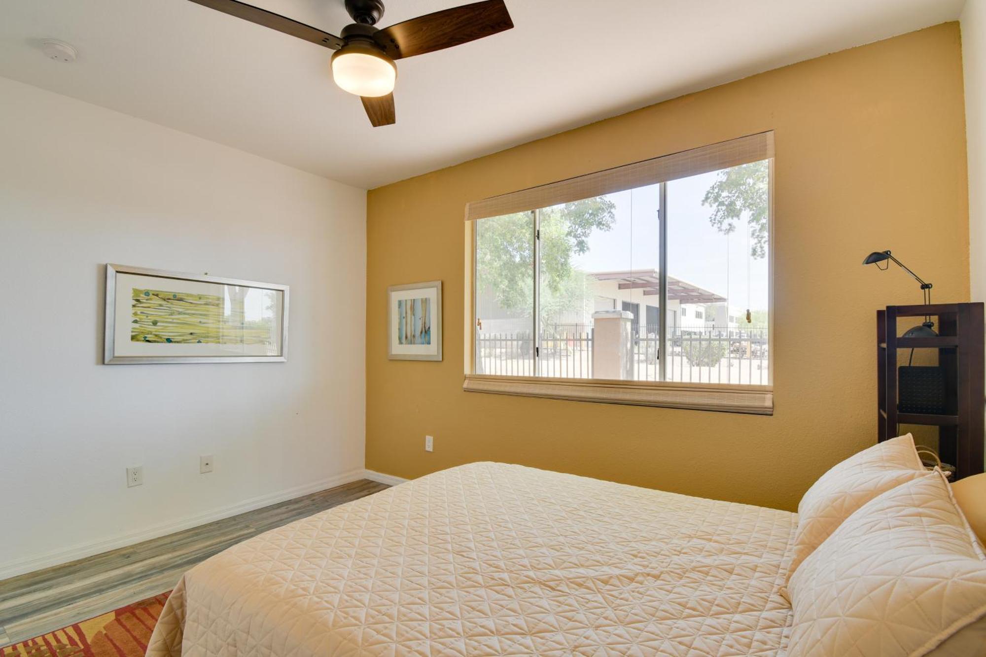 Red Rox With Patio About 3 Mi To Airport Apartment Phoenix