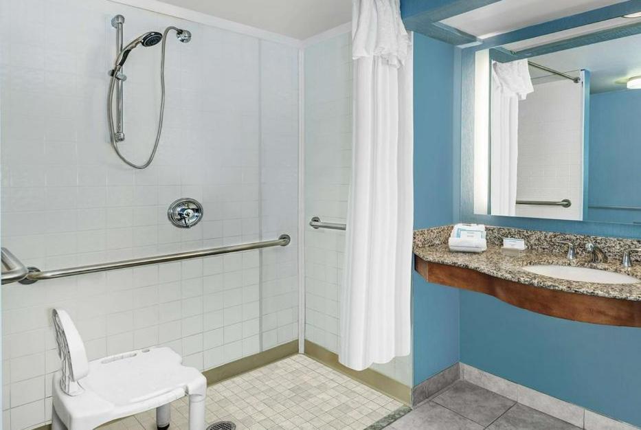 Mainstay North Hotel 3*