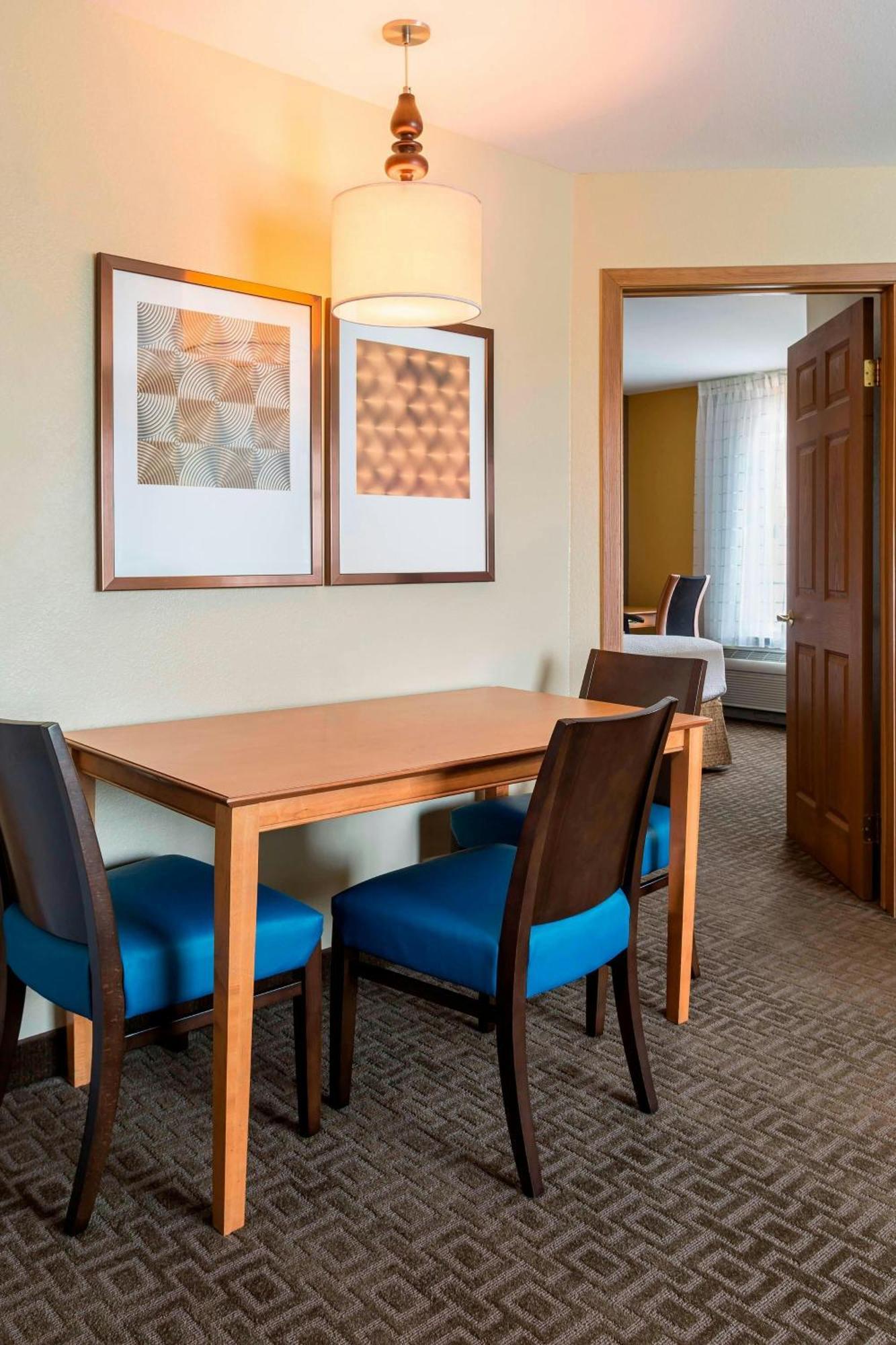 Hotel Towneplace North
