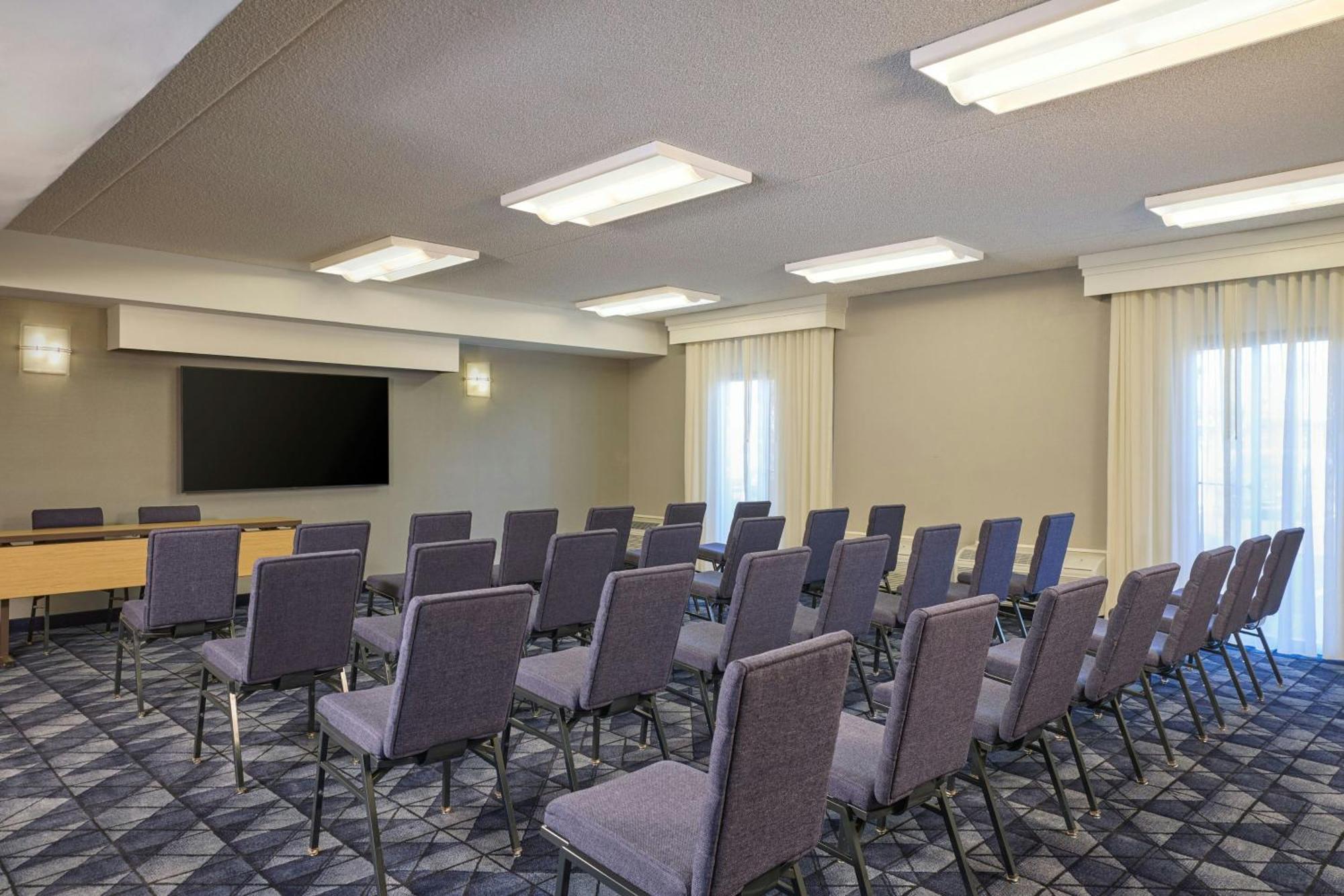Hotel Courtyard By Marriott North Phoenix