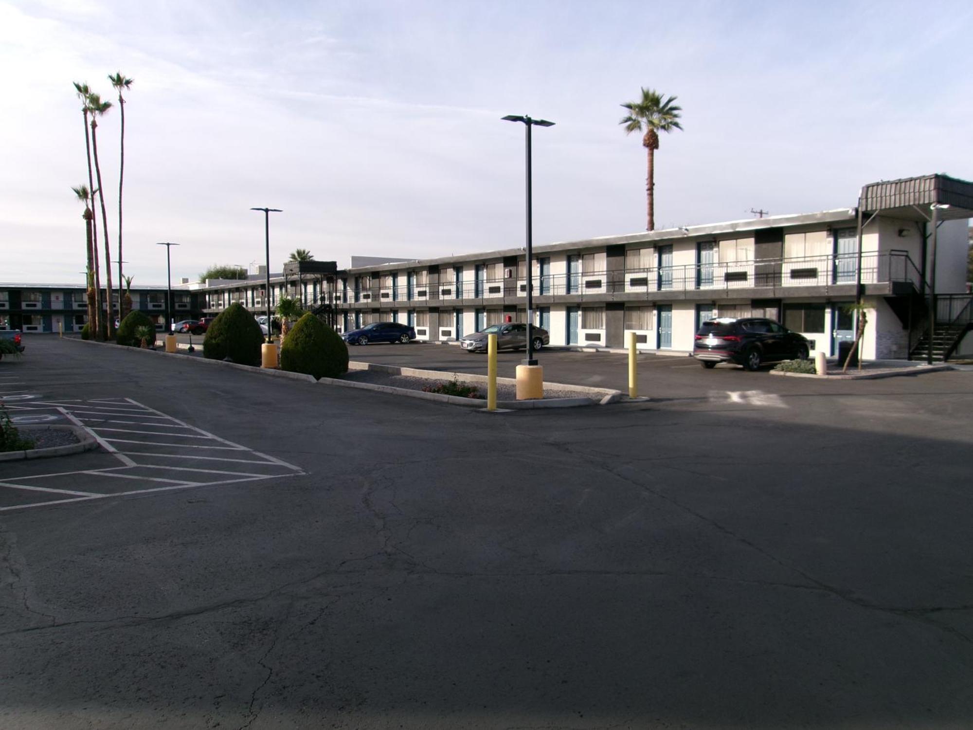 Surestay By Best Western Airport 3*