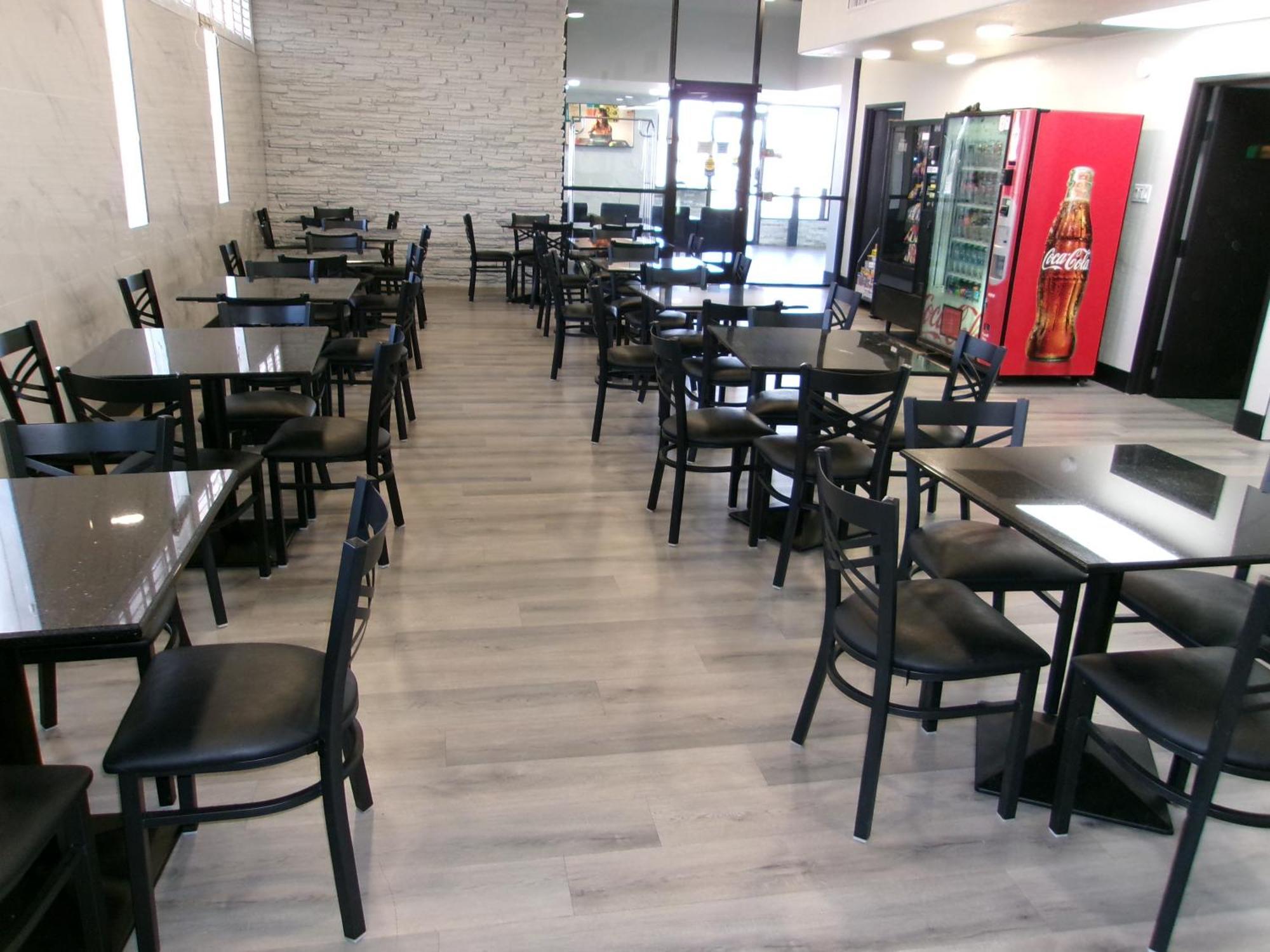 Hotel Surestay By Best Western Airport 3*