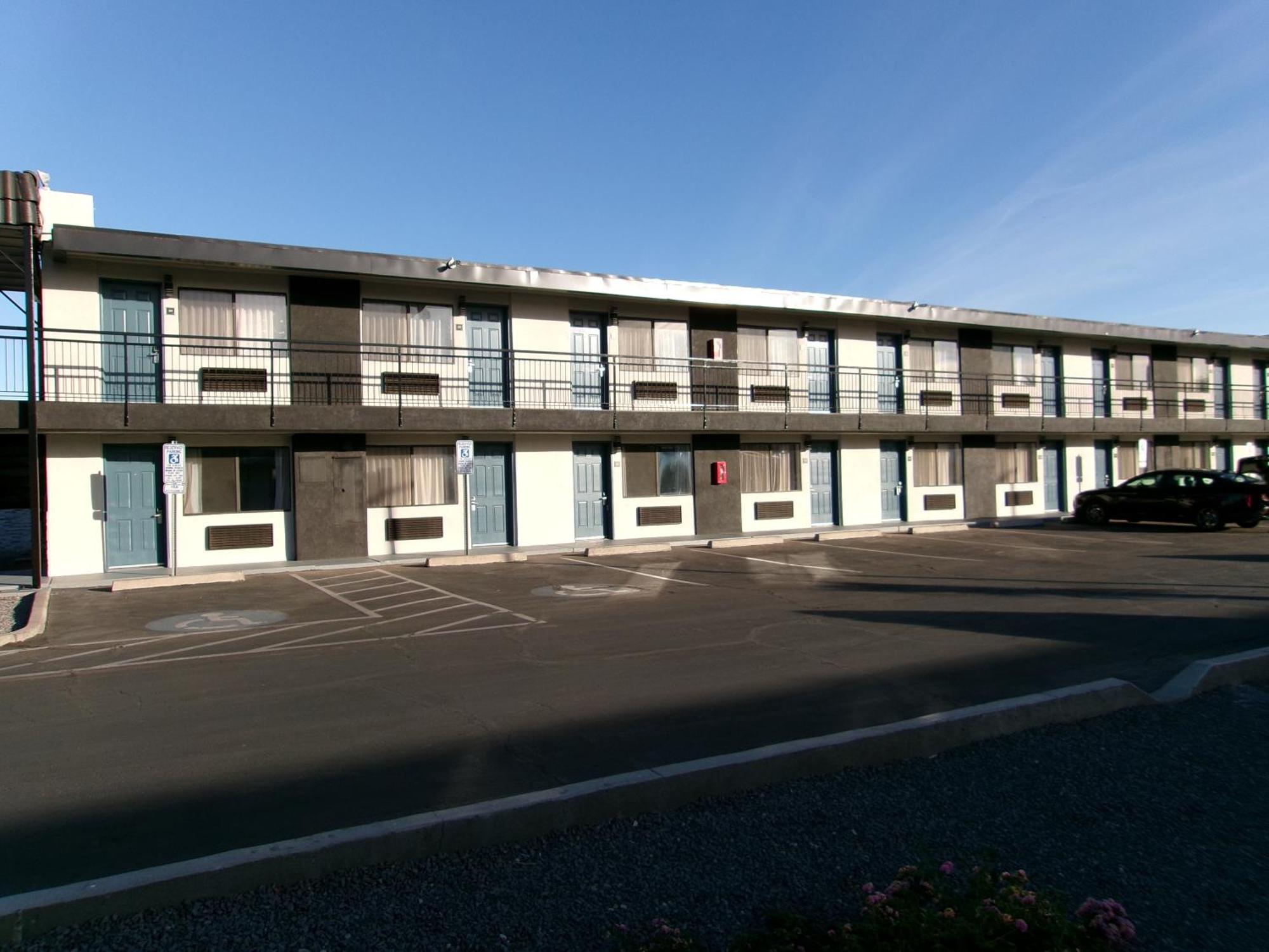 Surestay By Best Western Airport Hotel 3*