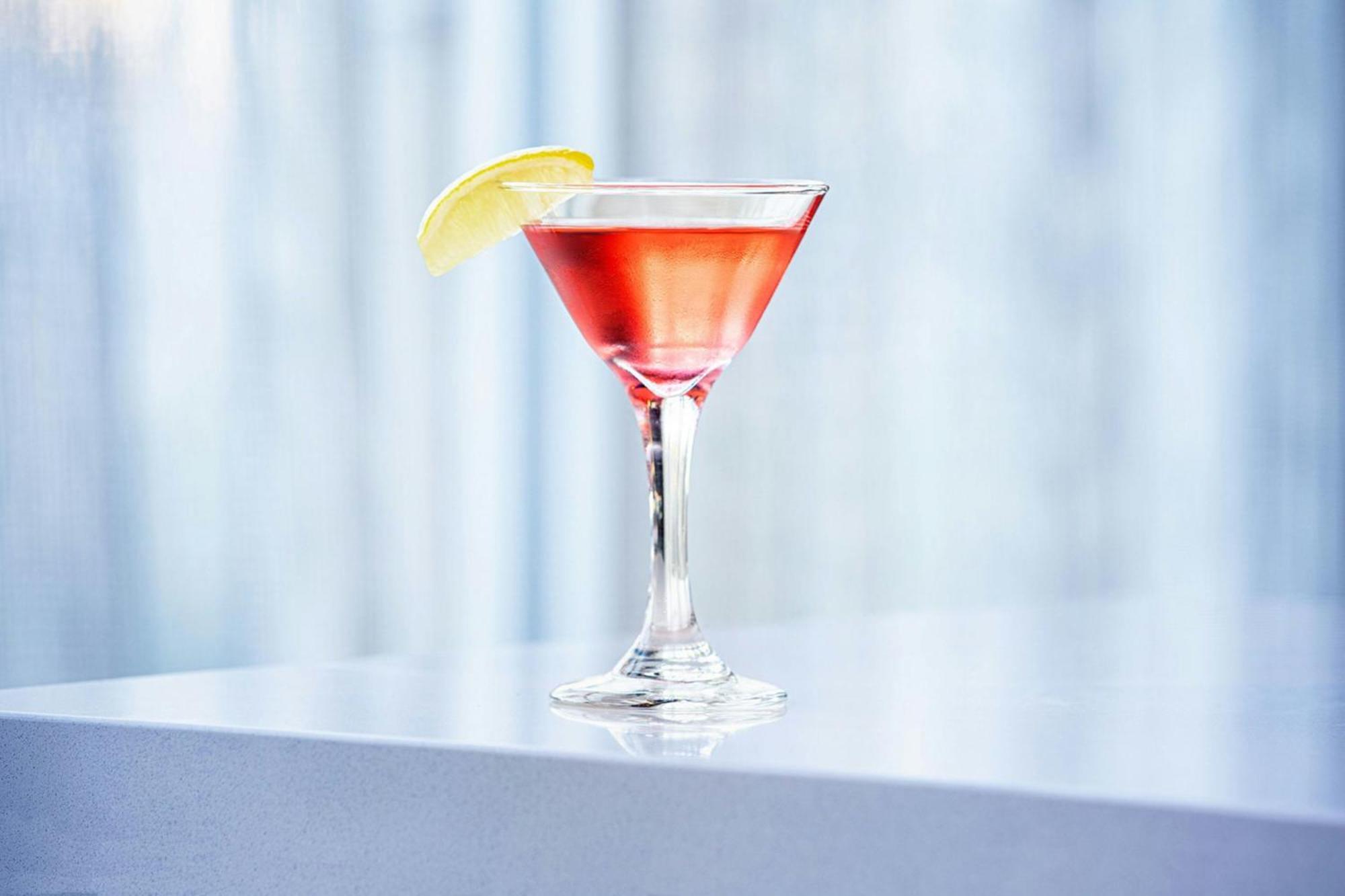 Aloft Airport 3*