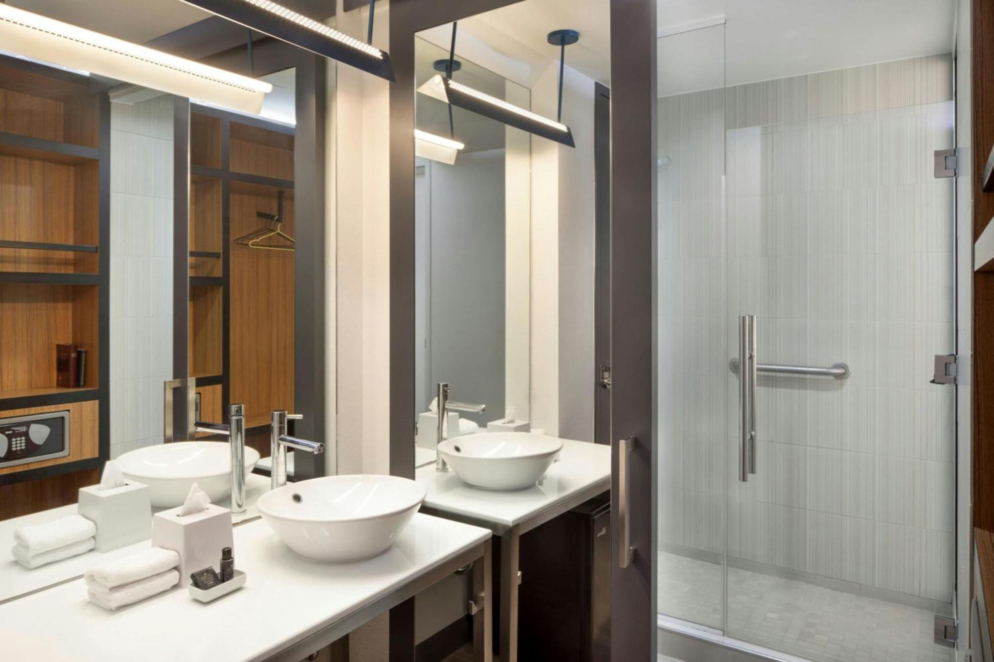 Aloft Airport Hotel Phoenix