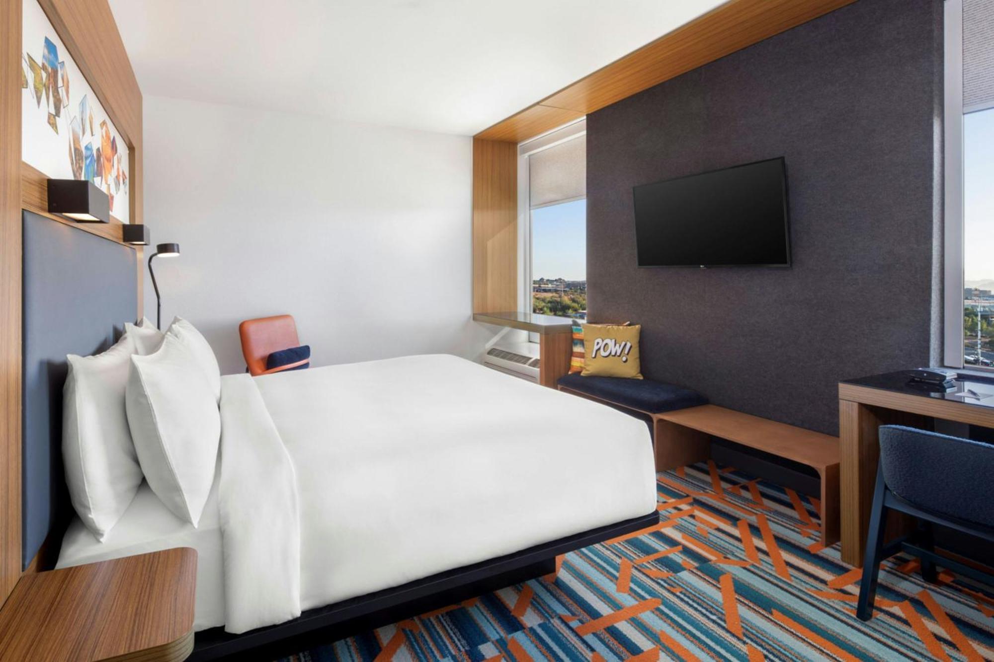Hotel Aloft Airport
