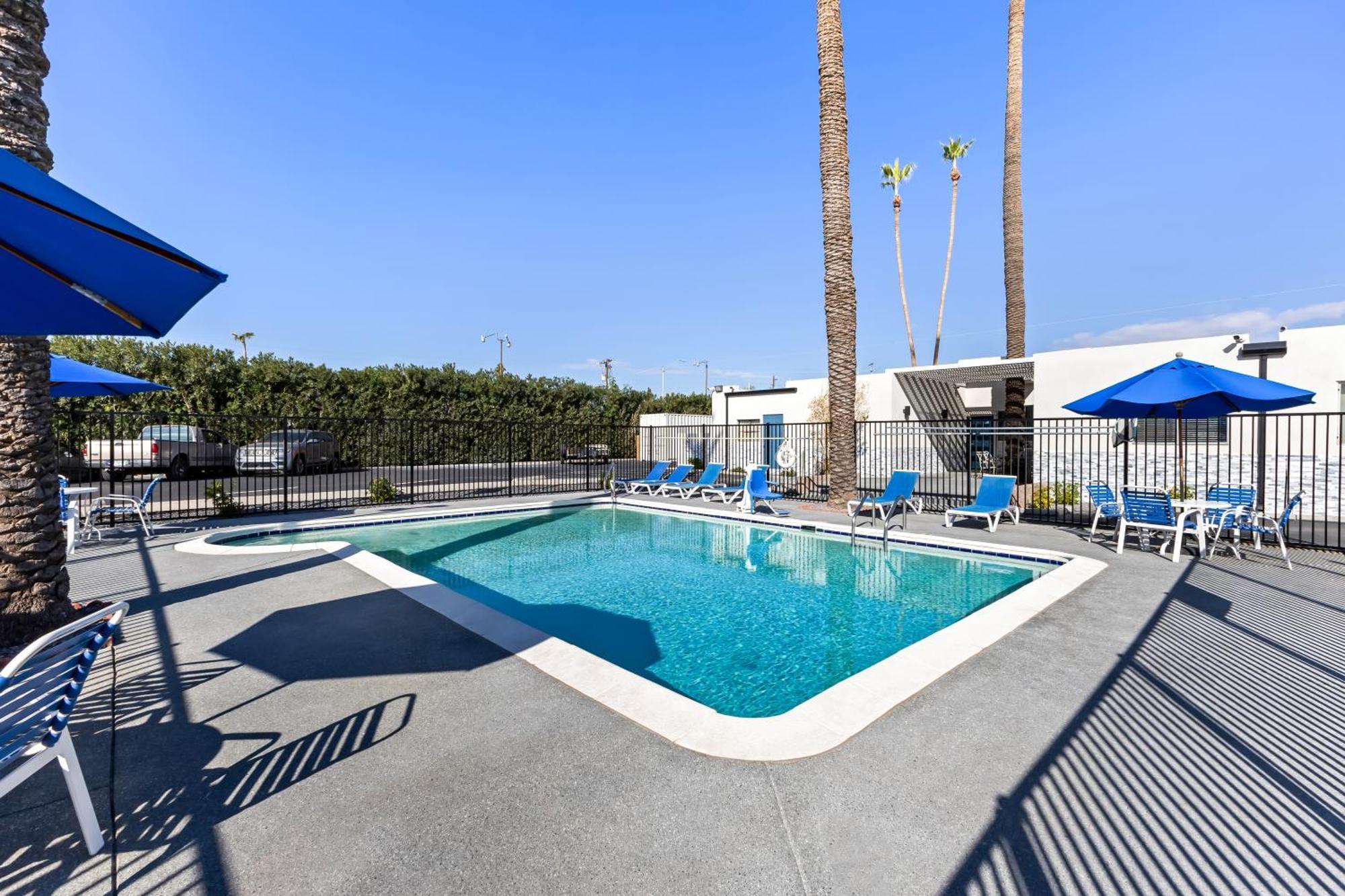 Surestay By Best Western Airport Hotel 3*