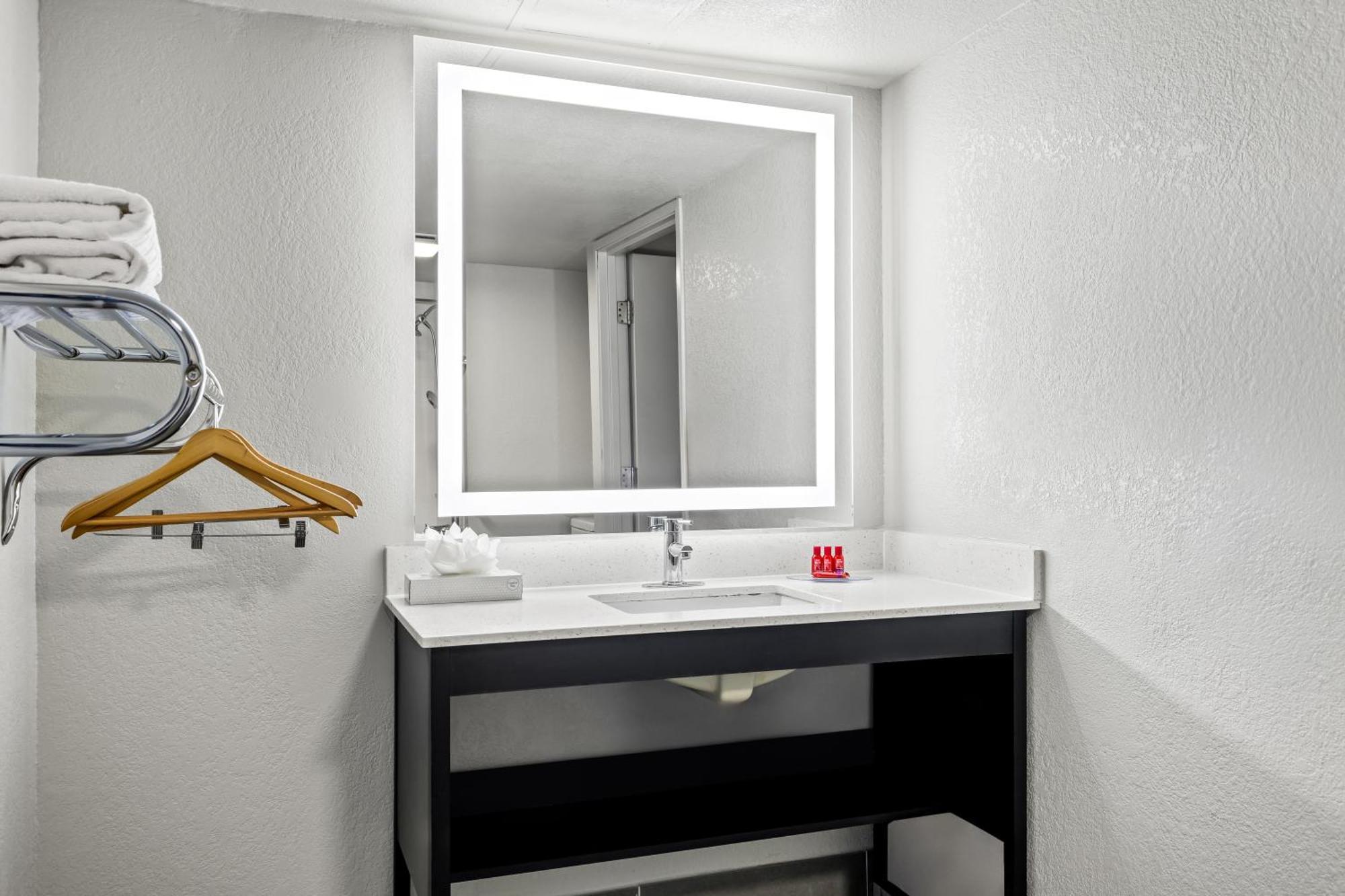 Surestay By Best Western Airport Phoenix