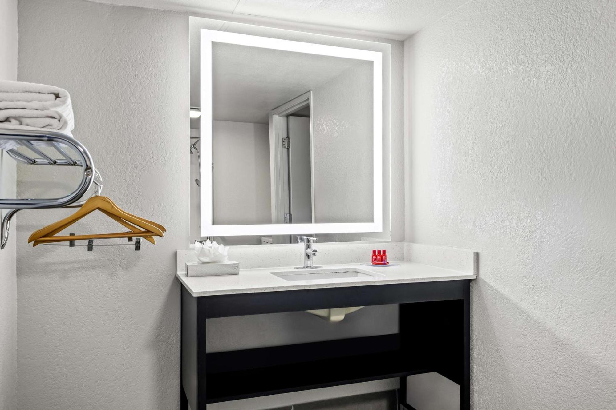 Surestay By Best Western Airport Phoenix