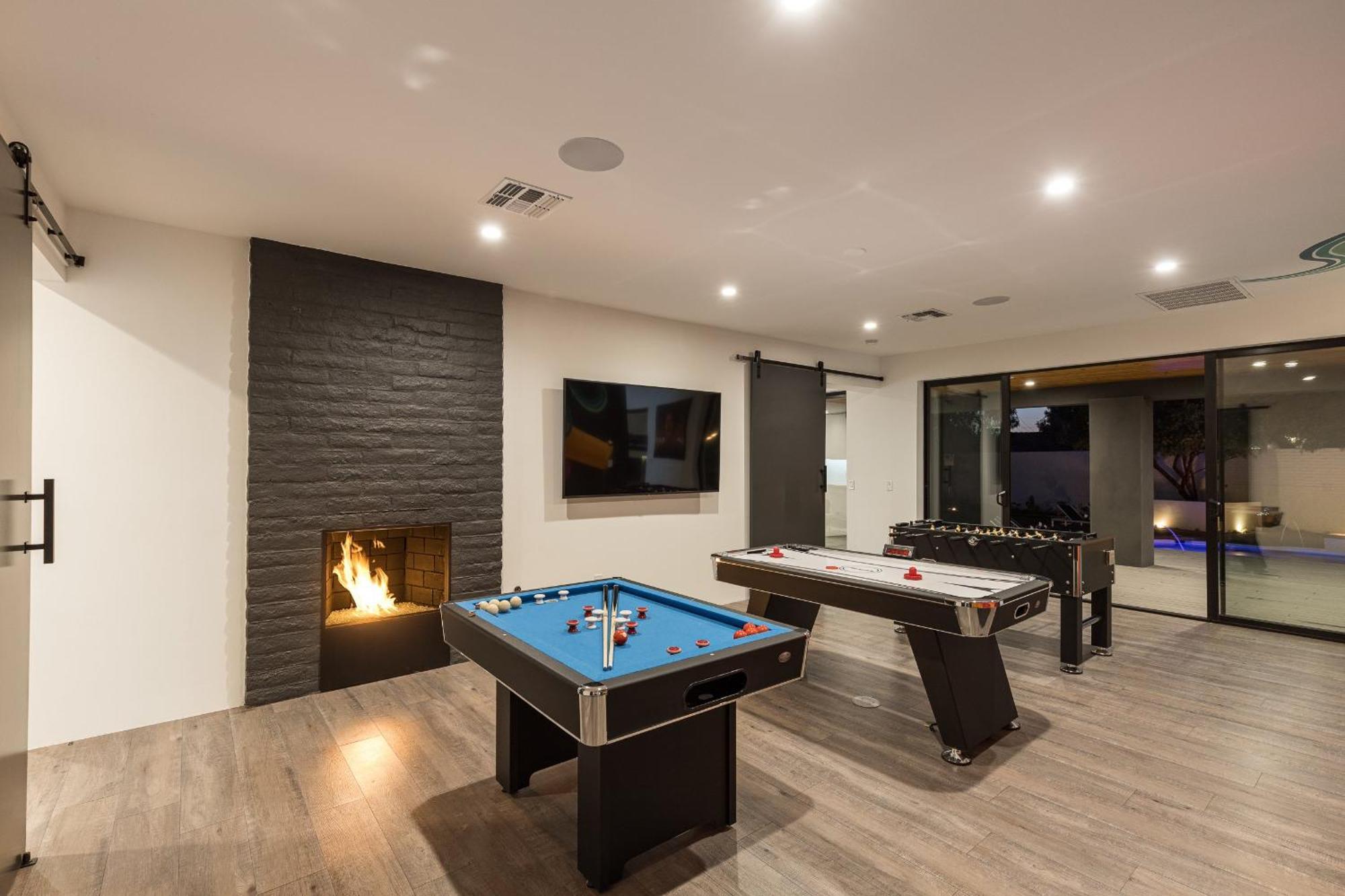 Luxury Micro-resort, Theater, Sauna, Heated Pool Casa de férias *