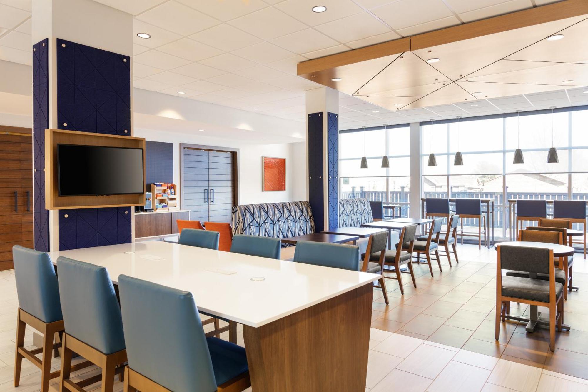 Express & - Midtown, An Ihg