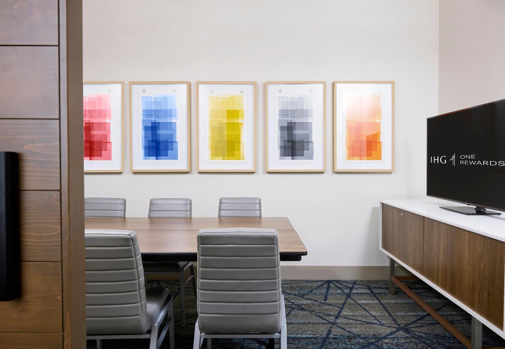 Hotel Express & - Midtown, An Ihg 3*