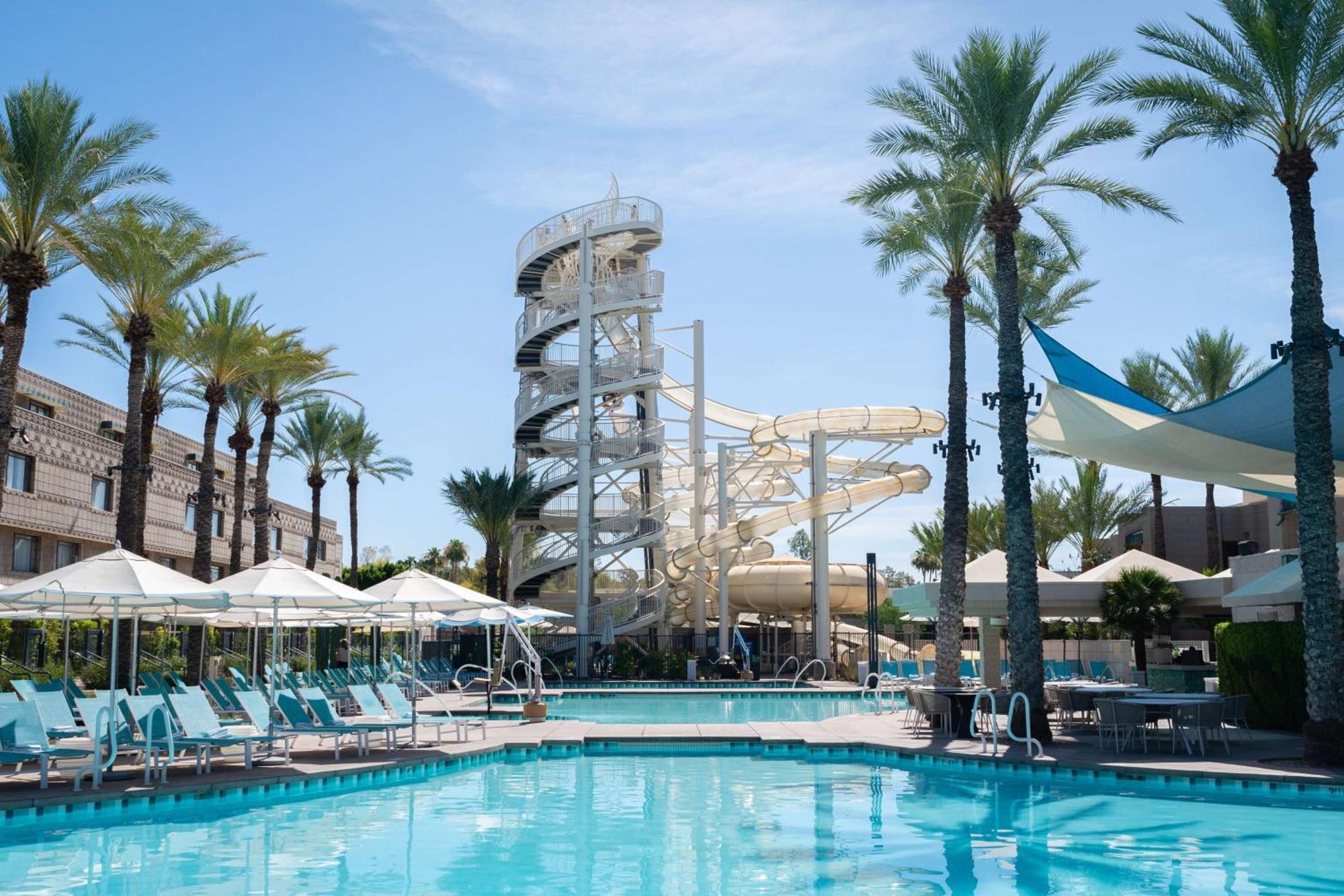 Arizona Biltmore, Lxr &