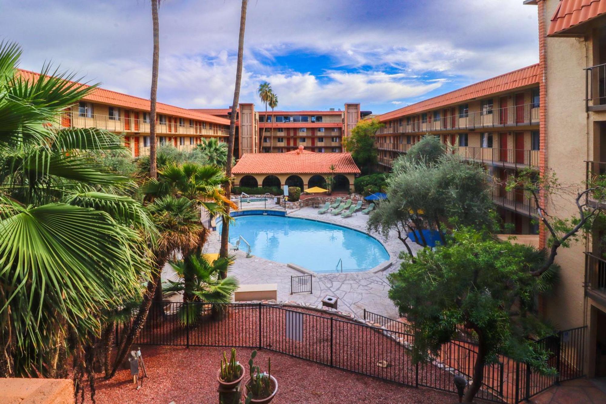 Hotel 6 Phoenix, Az - Sky Harbor