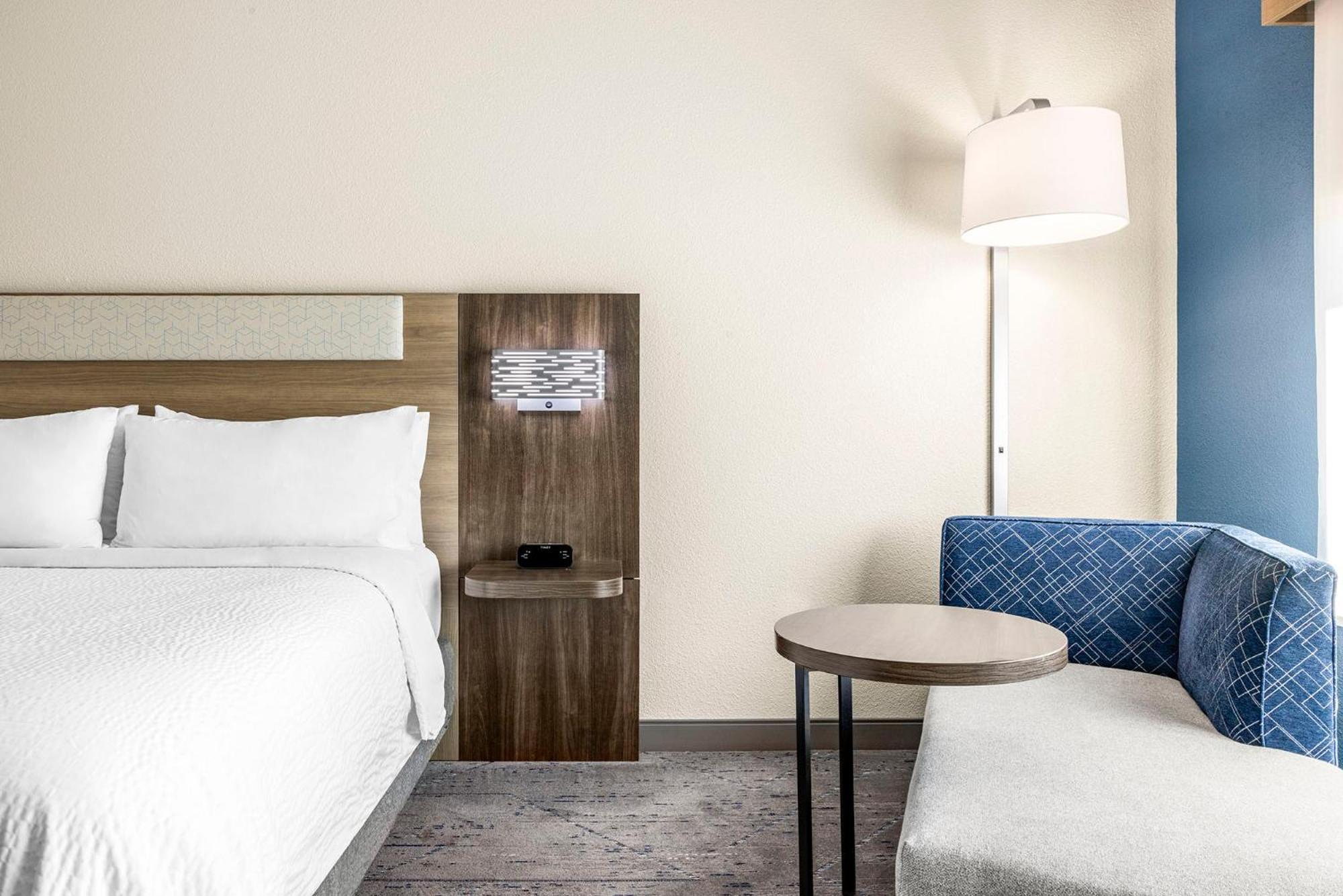 Express & - West - Tolleson By Ihg *
