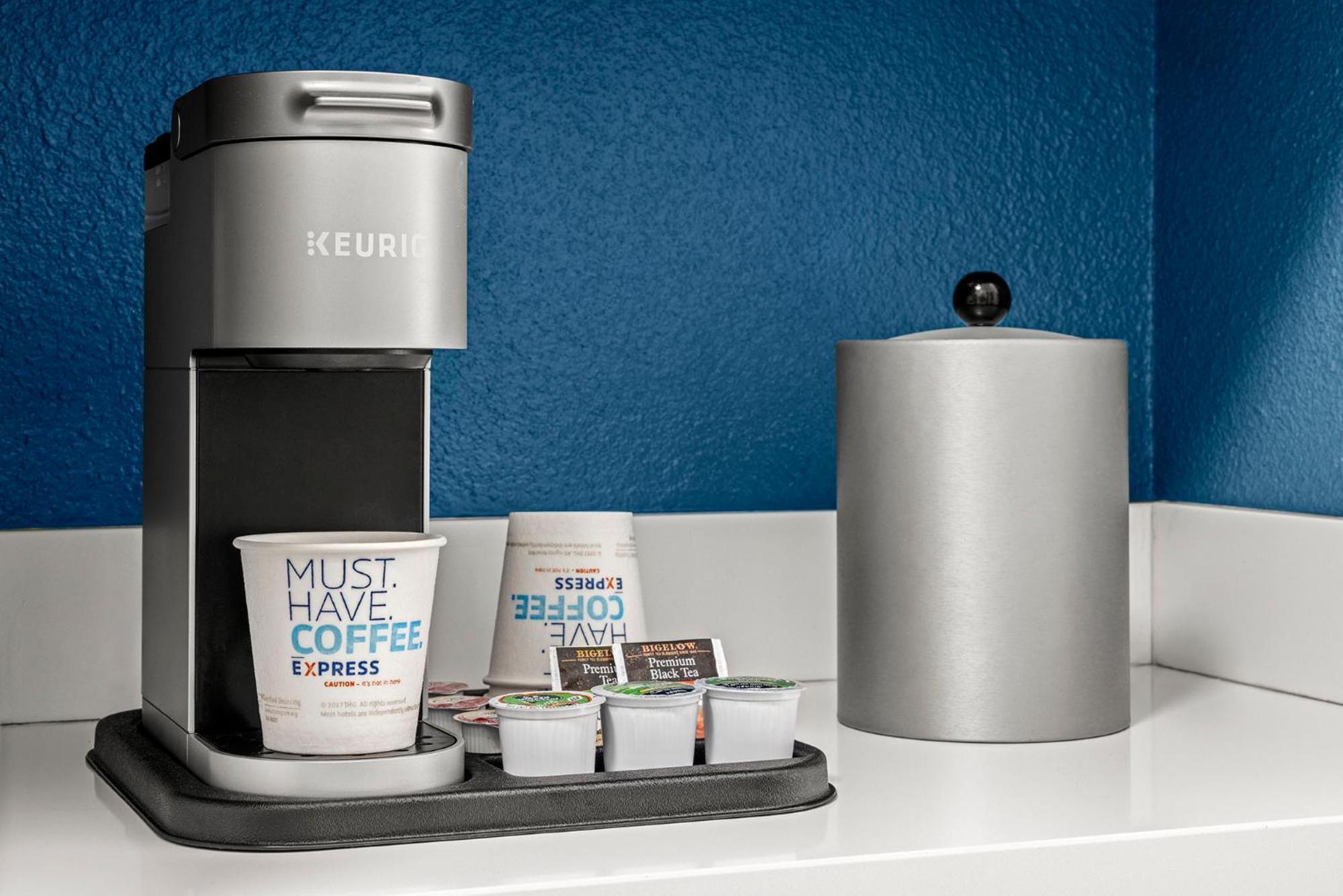 Express & - West - Tolleson By Ihg Hotel Phoenix