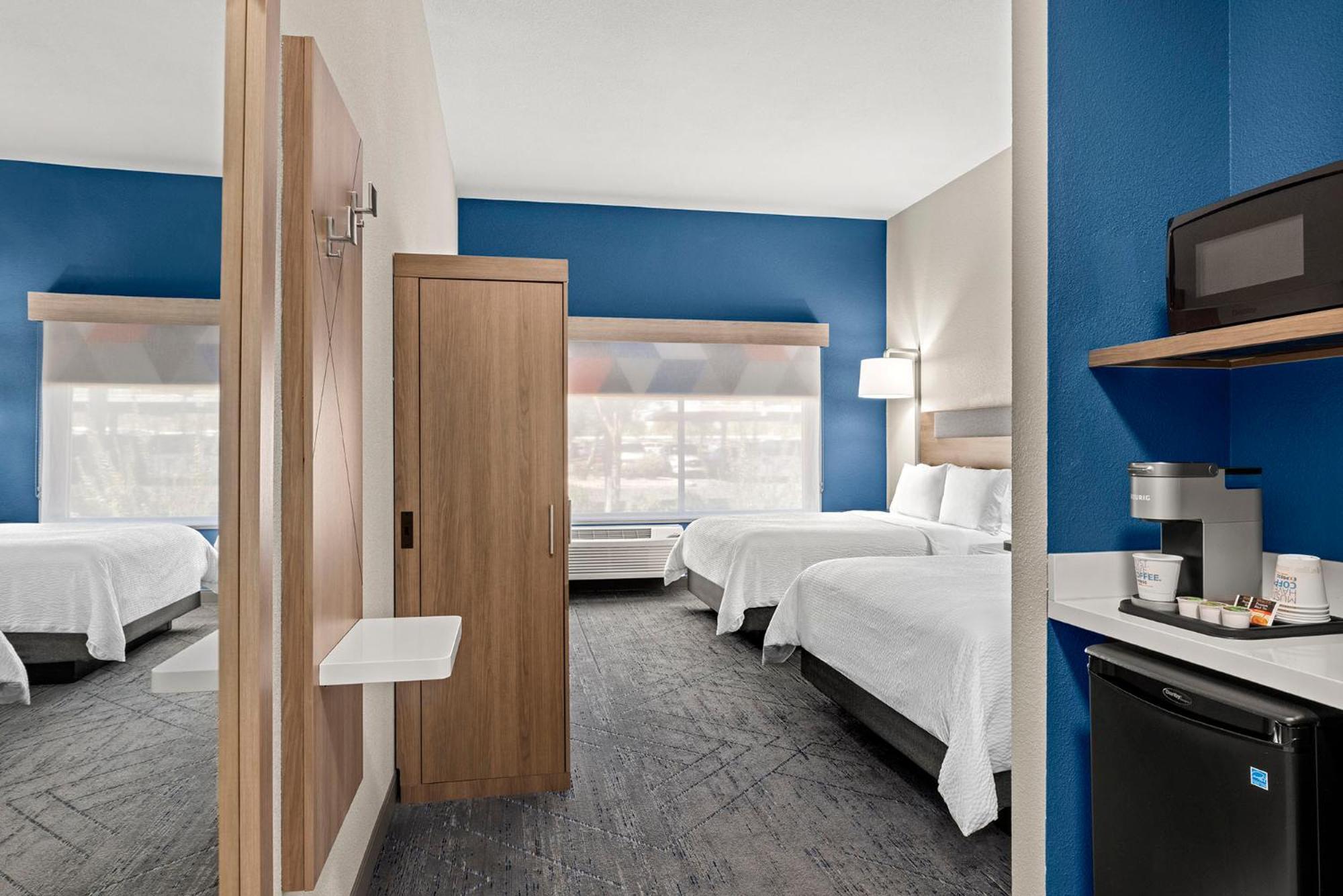 Express & - West - Tolleson By Ihg Hotel