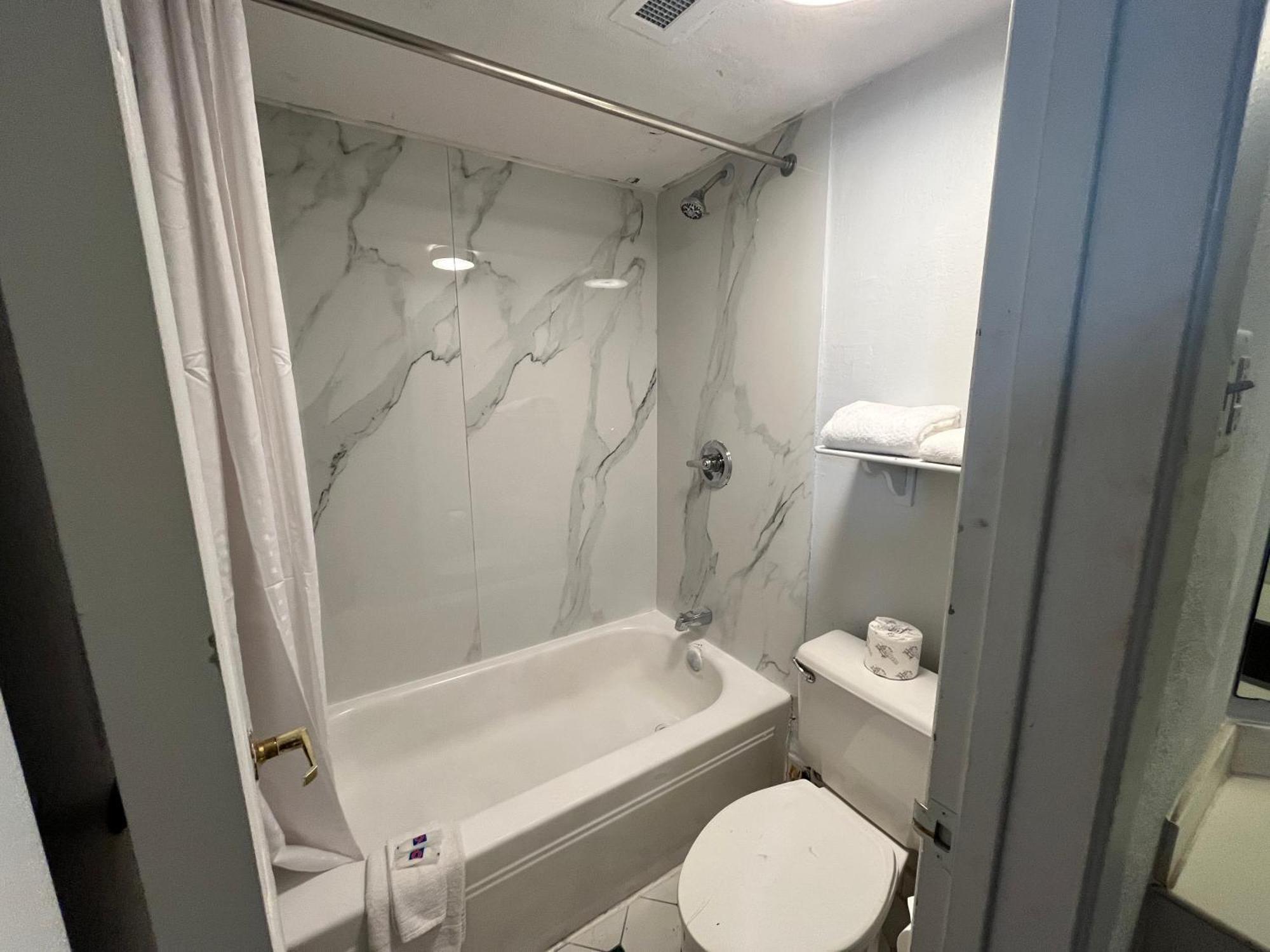 6 Phoenix, Az Midtown Hotel