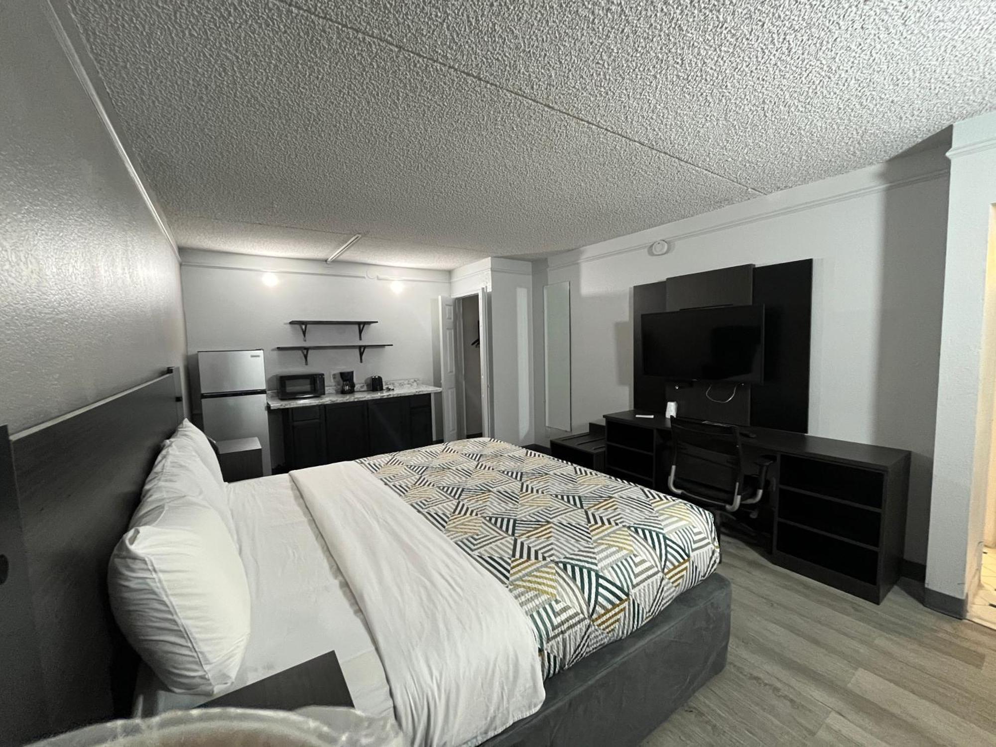 6 Phoenix, Az Midtown 2*
