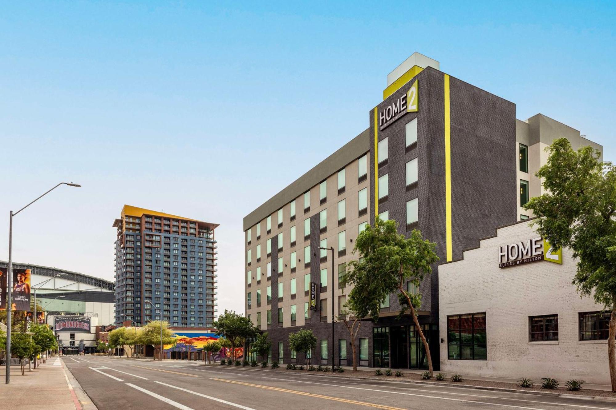 Hotel Home2 By Hilton Downtown 3*