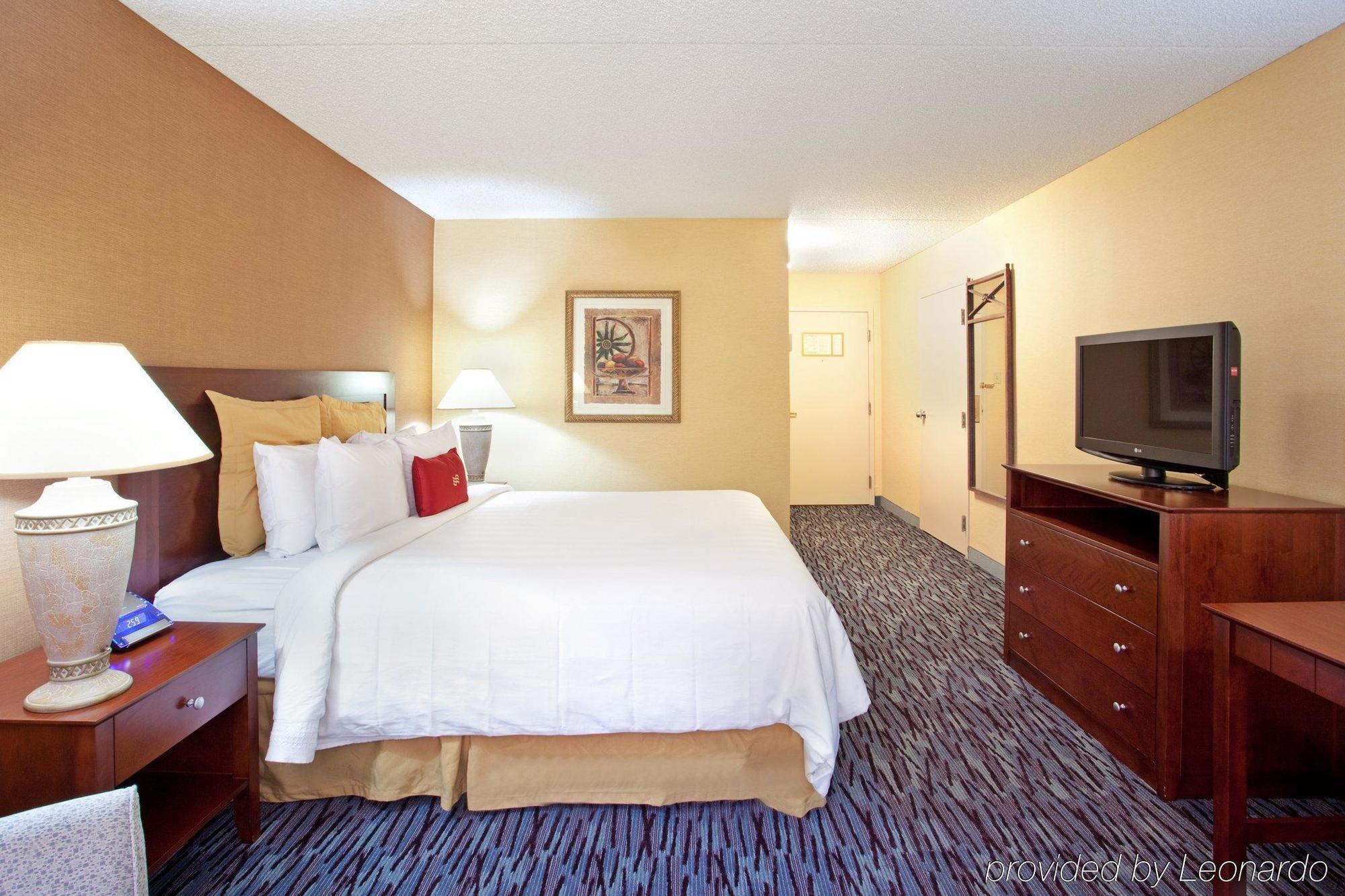 Four Points By Sheraton North 3*