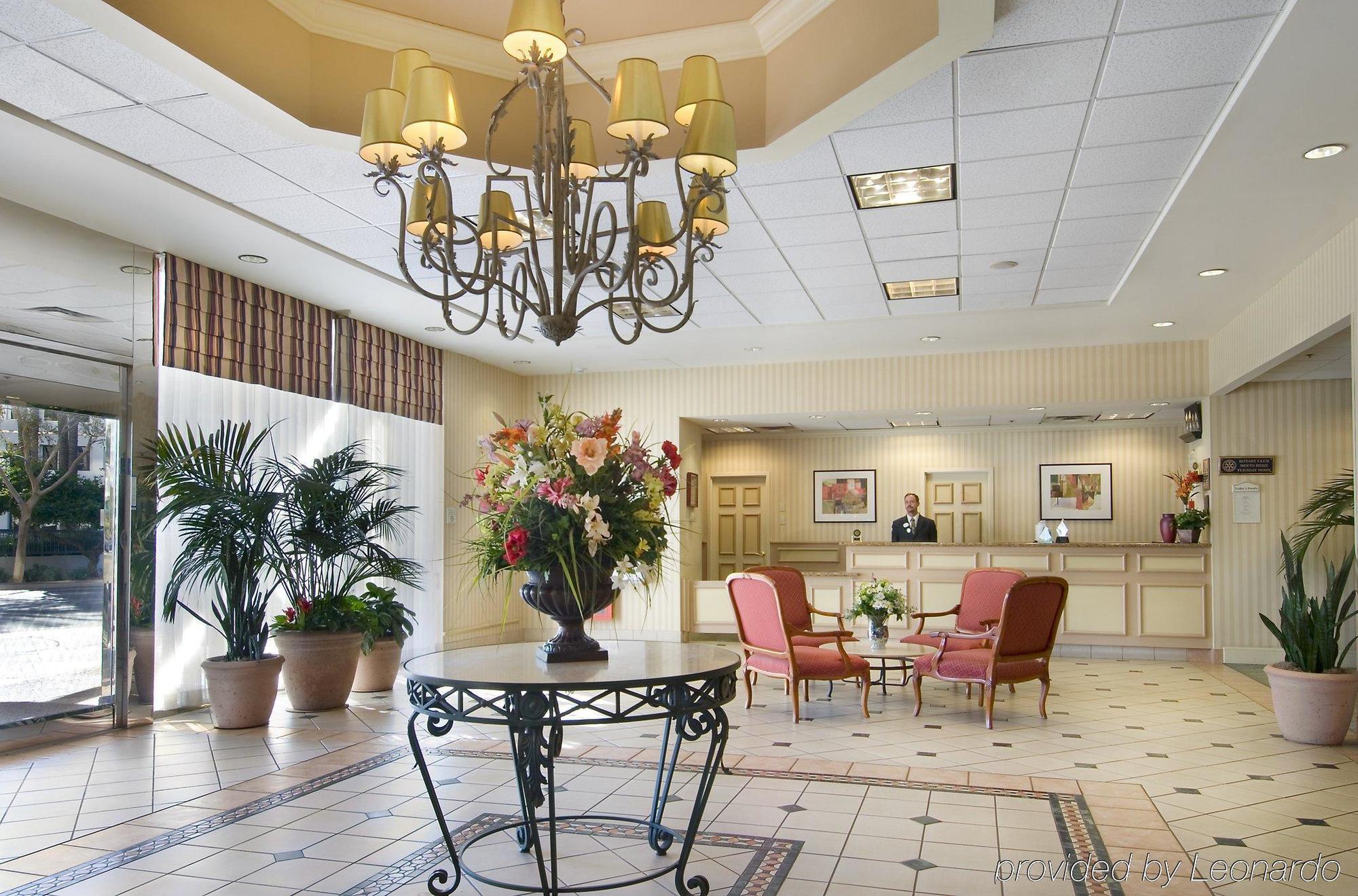 Hilton Garden Midtown 3*