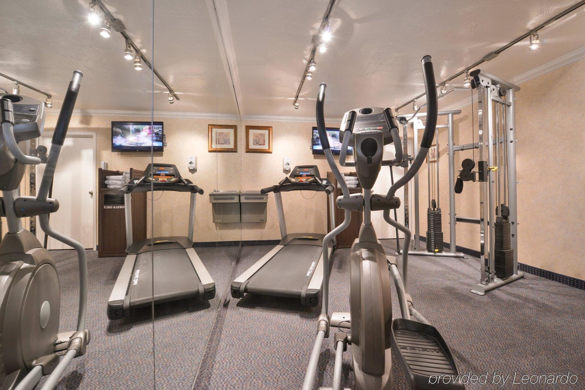 Hotel Western Innsuites & 3*