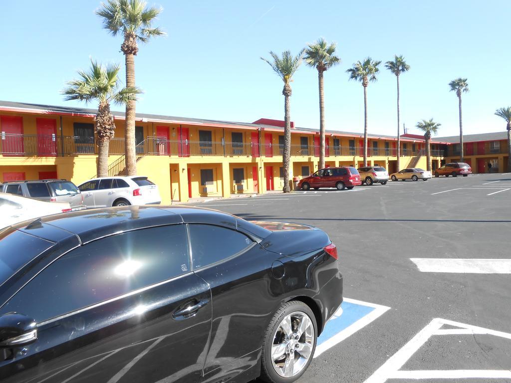 Motel Airport Downtown 2*