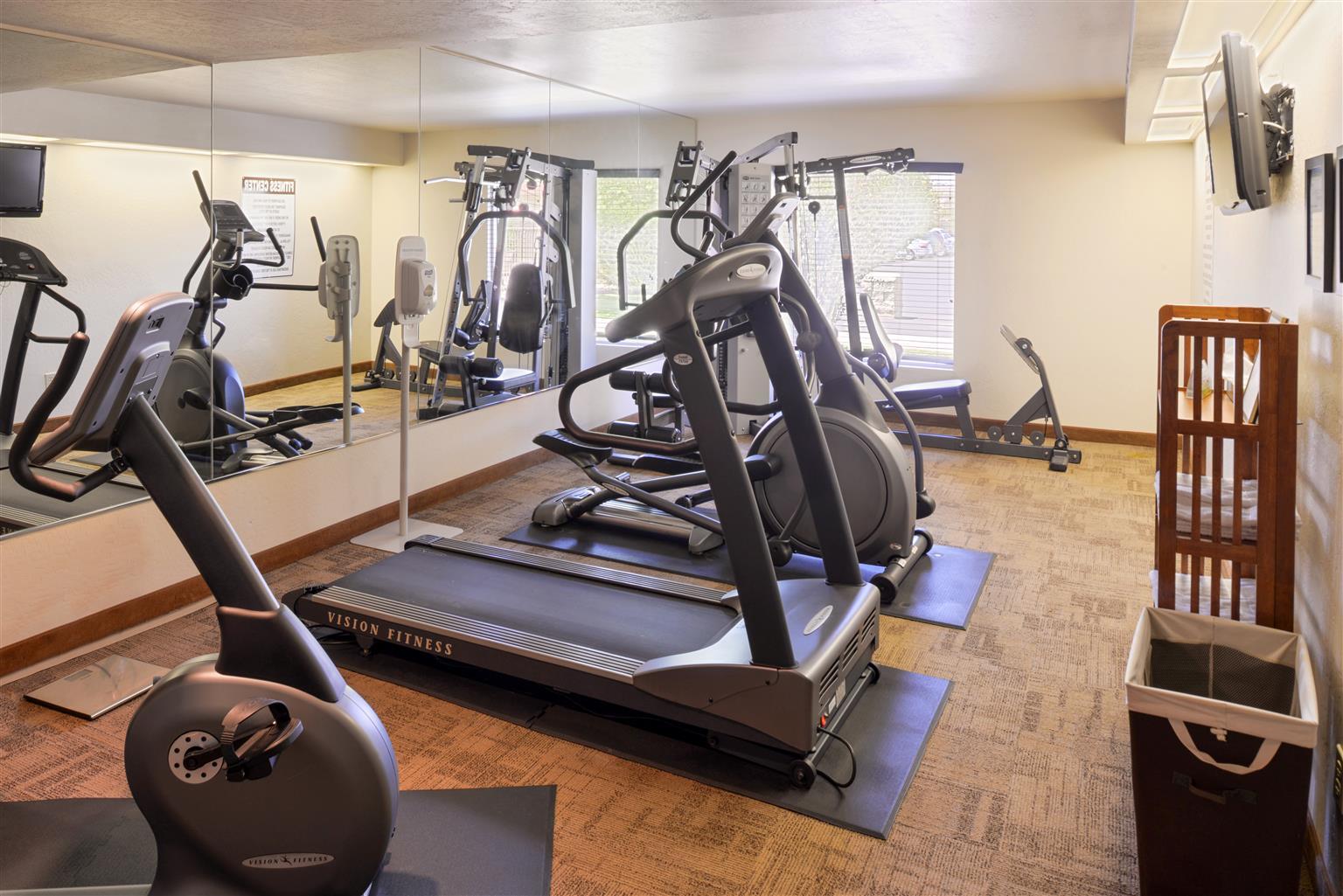 Western Airport Inn 3*