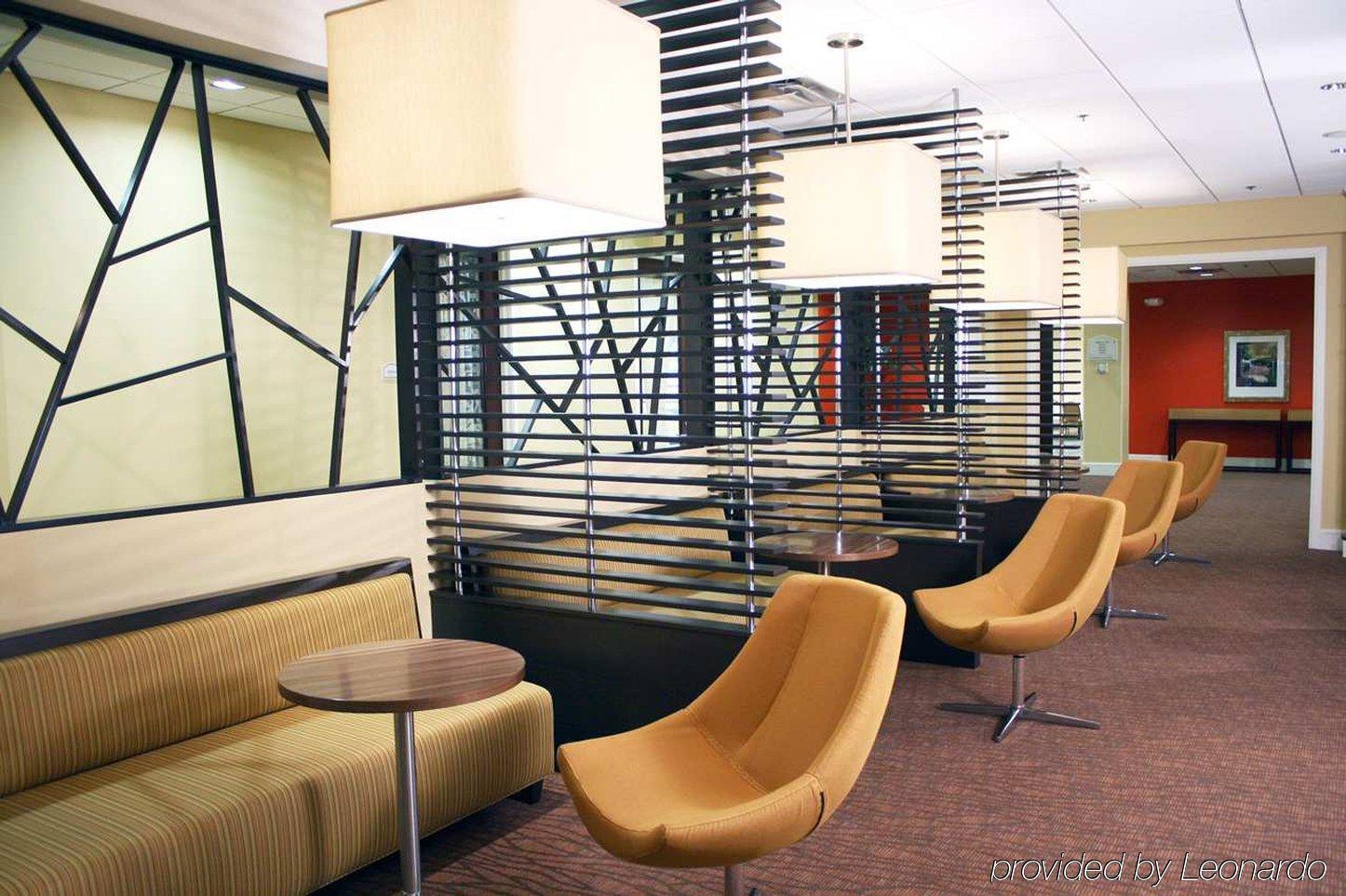 Hilton Garden Midtown 3*