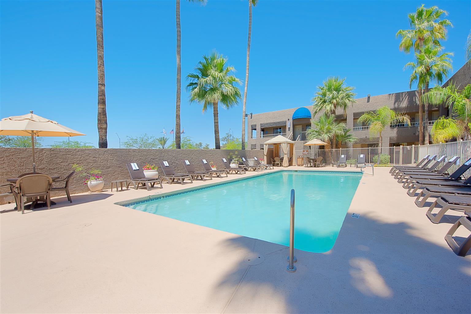 Western Innsuites &