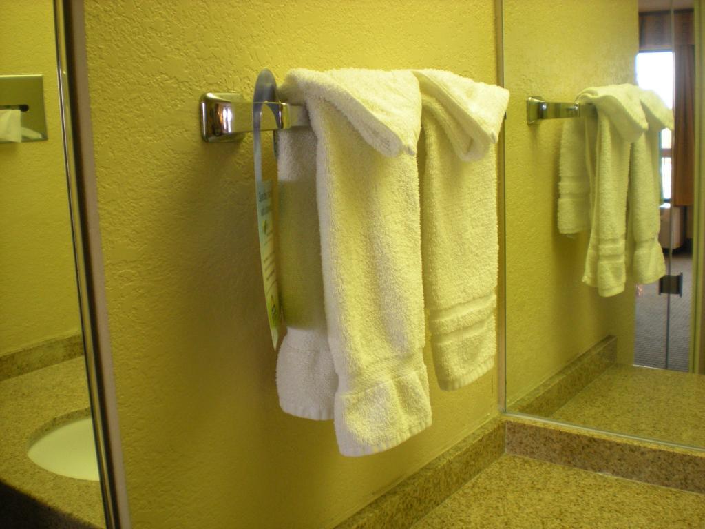 Hotel Days West