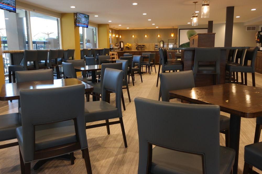 Quality North I-17 Hotel 3*
