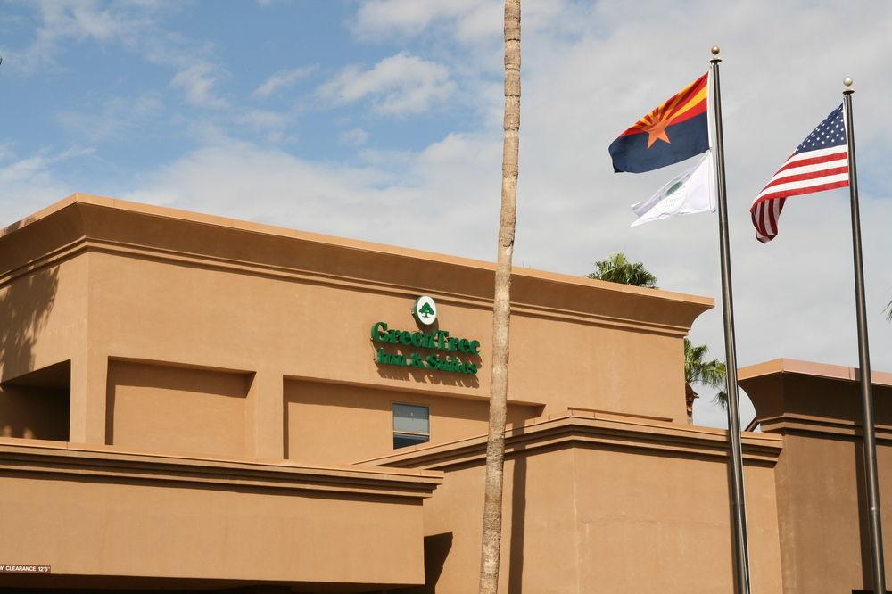 Greentree & Sky Harbor Hotel 3*