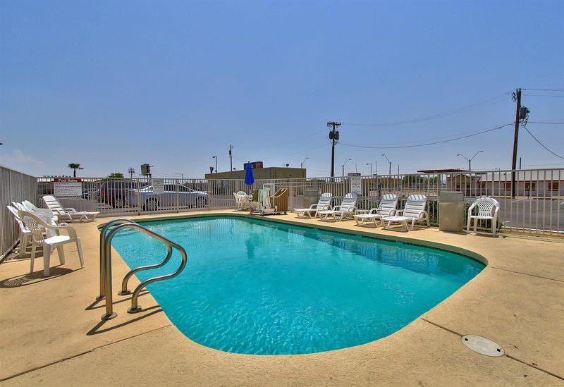 Hotel 6-phoenix, Az - Airport - 24th Street Phoenix
