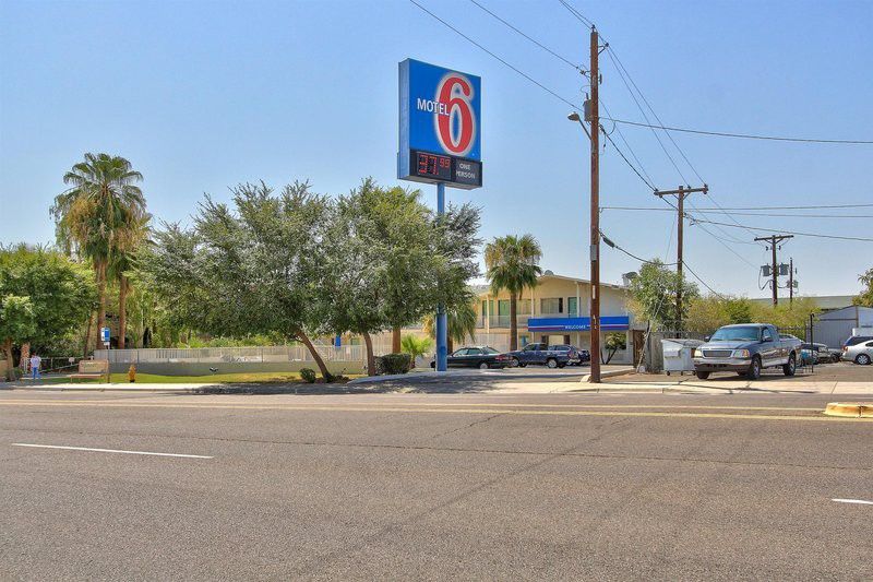 6-phoenix, Az - East Hotel 2*