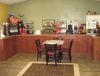 Howard Johnson By Wyndham Airport/downtown Area 2*