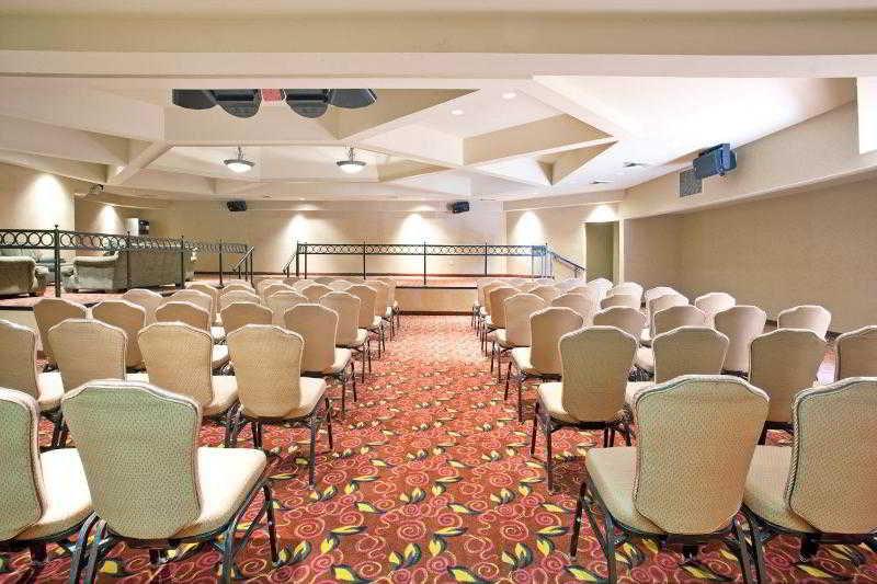 Four Points By Sheraton North Hotel 3*