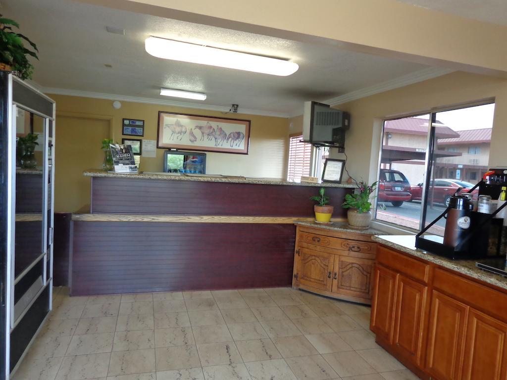 Motel Knights At N Black Canyon Hwy Phoenix