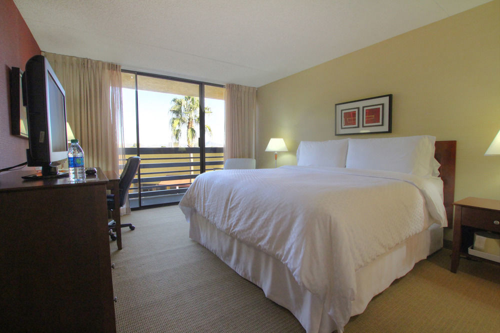 Four Points By Sheraton North Hotel Phoenix